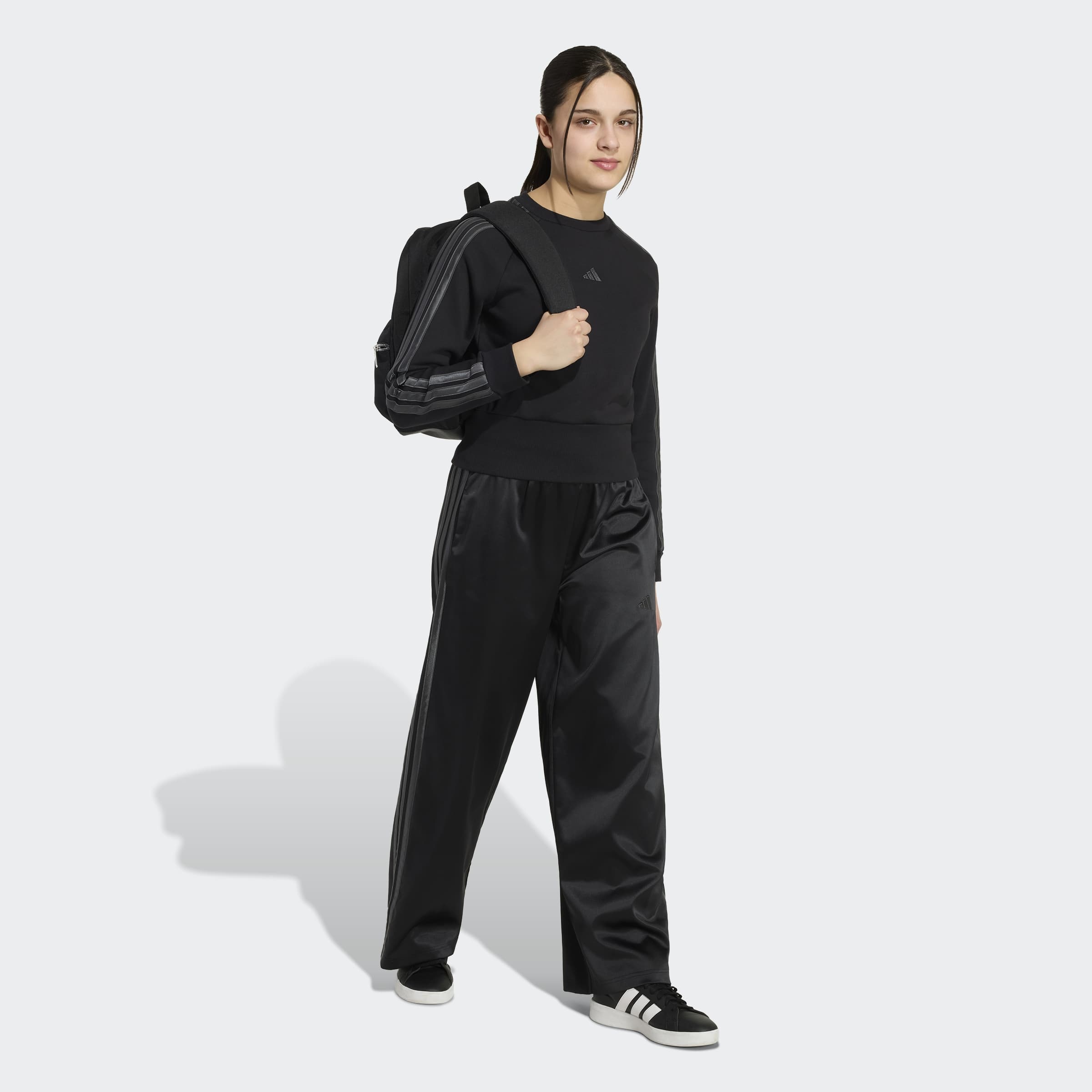 adidas Sportswear Sweatshirt »SATIN«
