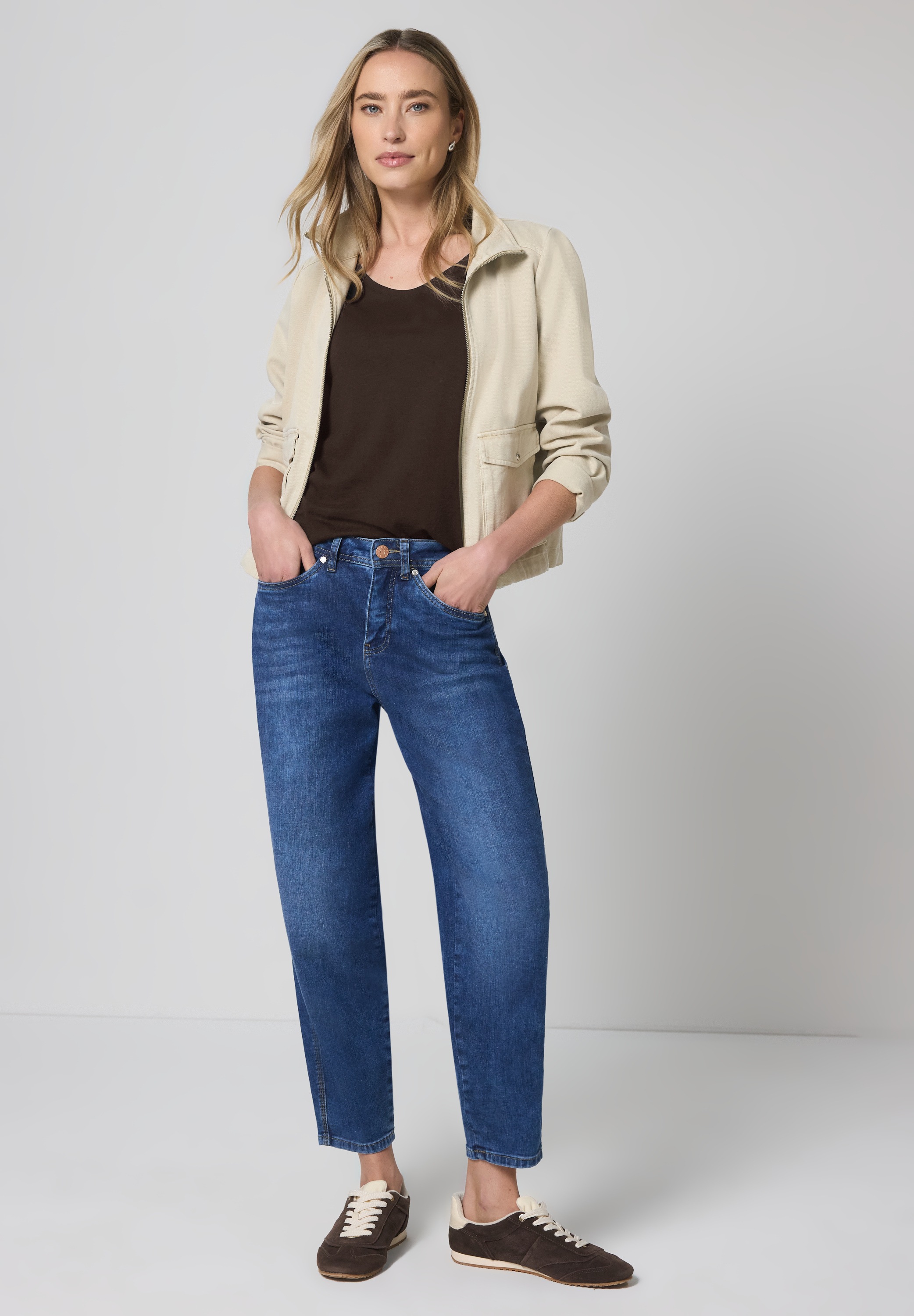 Thumbnail - STREET ONE T-Shirt mit abgerundetem V-Ausschnitt