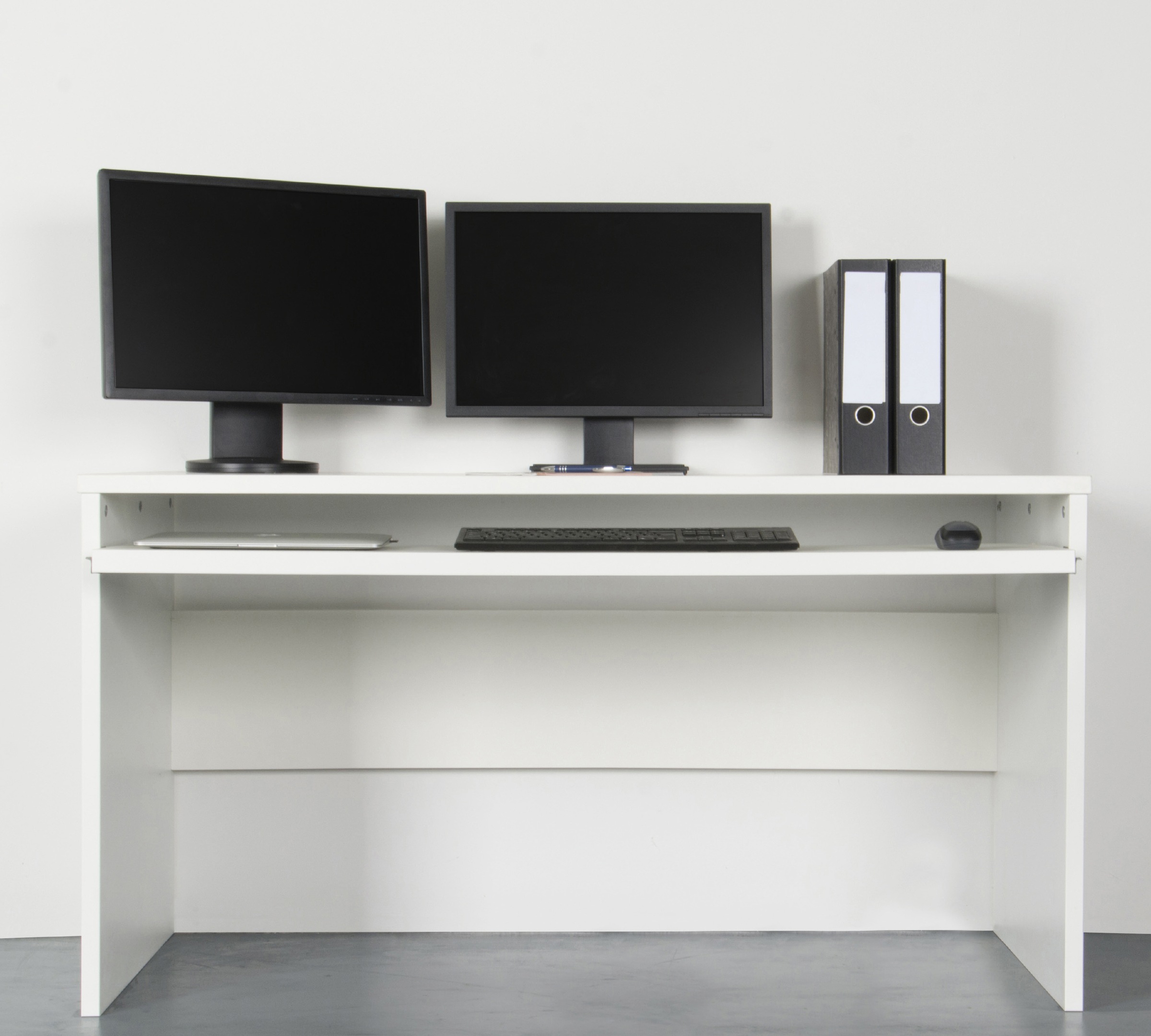 VOGL Möbelfabrik Schreibtisch "Barrie mit 2-farbigem Tastaturauszug", in 2 günstig online kaufen