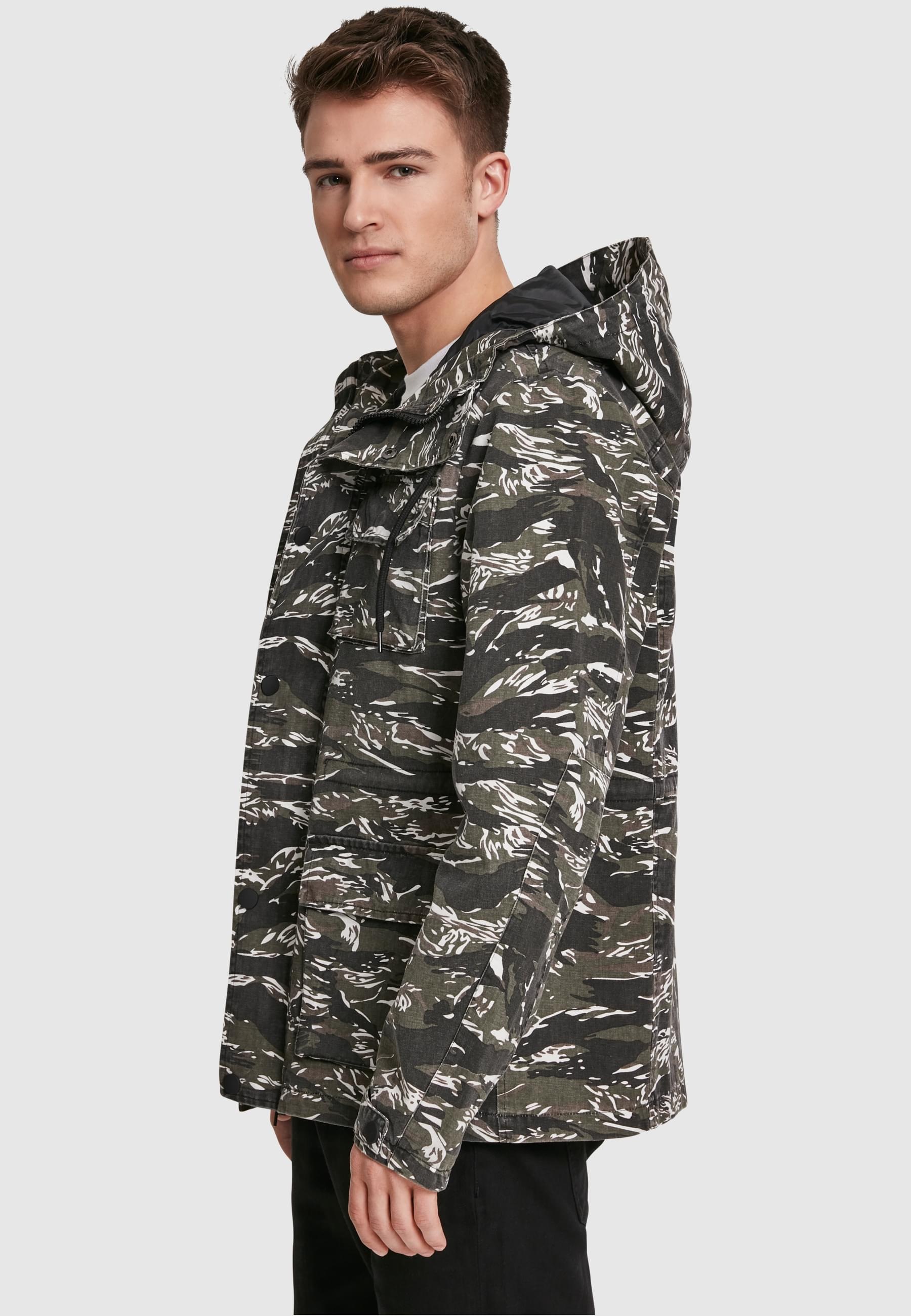 URBAN CLASSICS Allwetterjacke »Urban Classics Herren Tiger Camo Cotton Jacket«, (1 St.), mit Kapuze