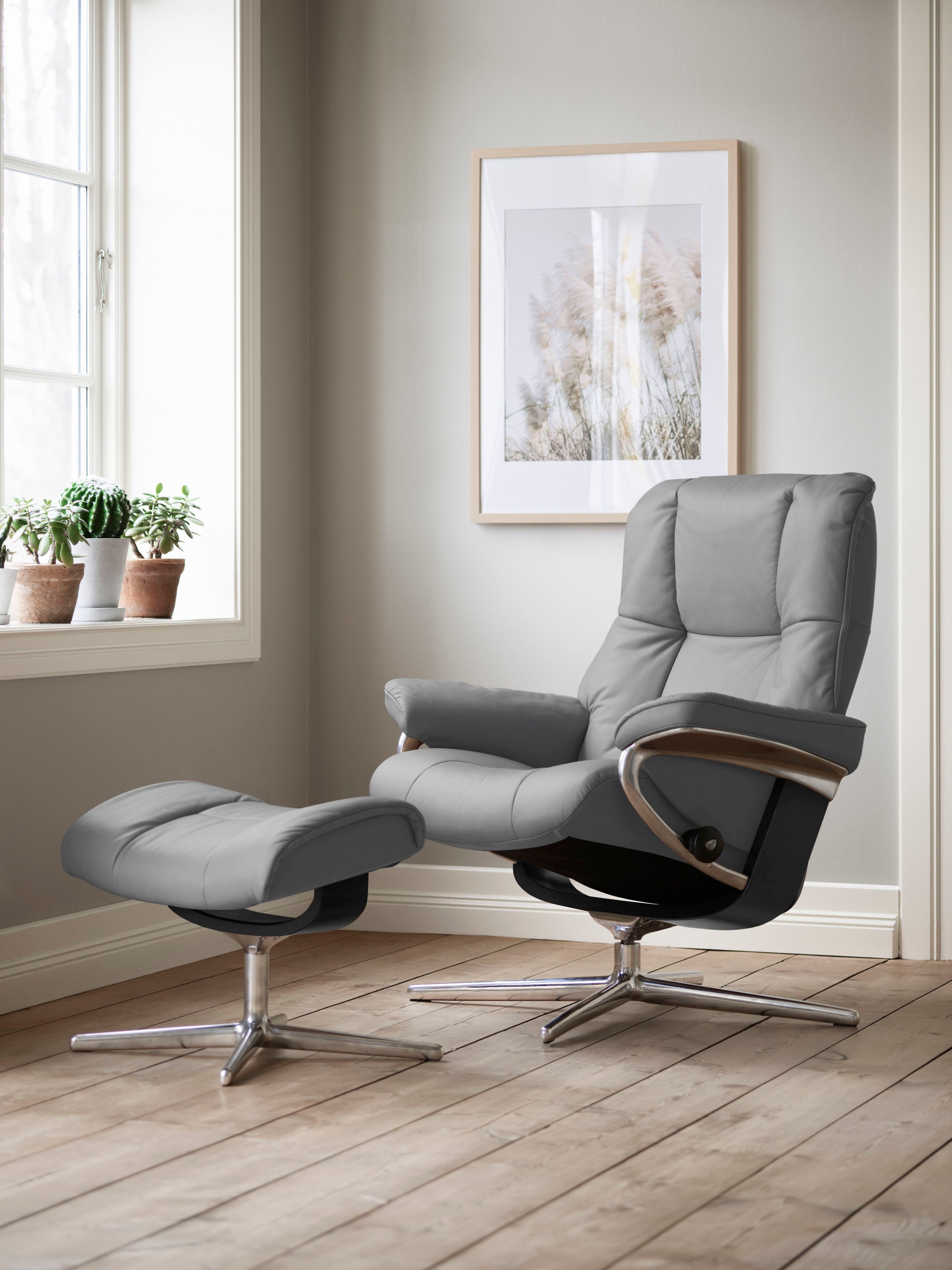 Stressless Relaxsessel "Mayfair" mit Cross Base, Größe S, M & L, Holzakzent Schwarz