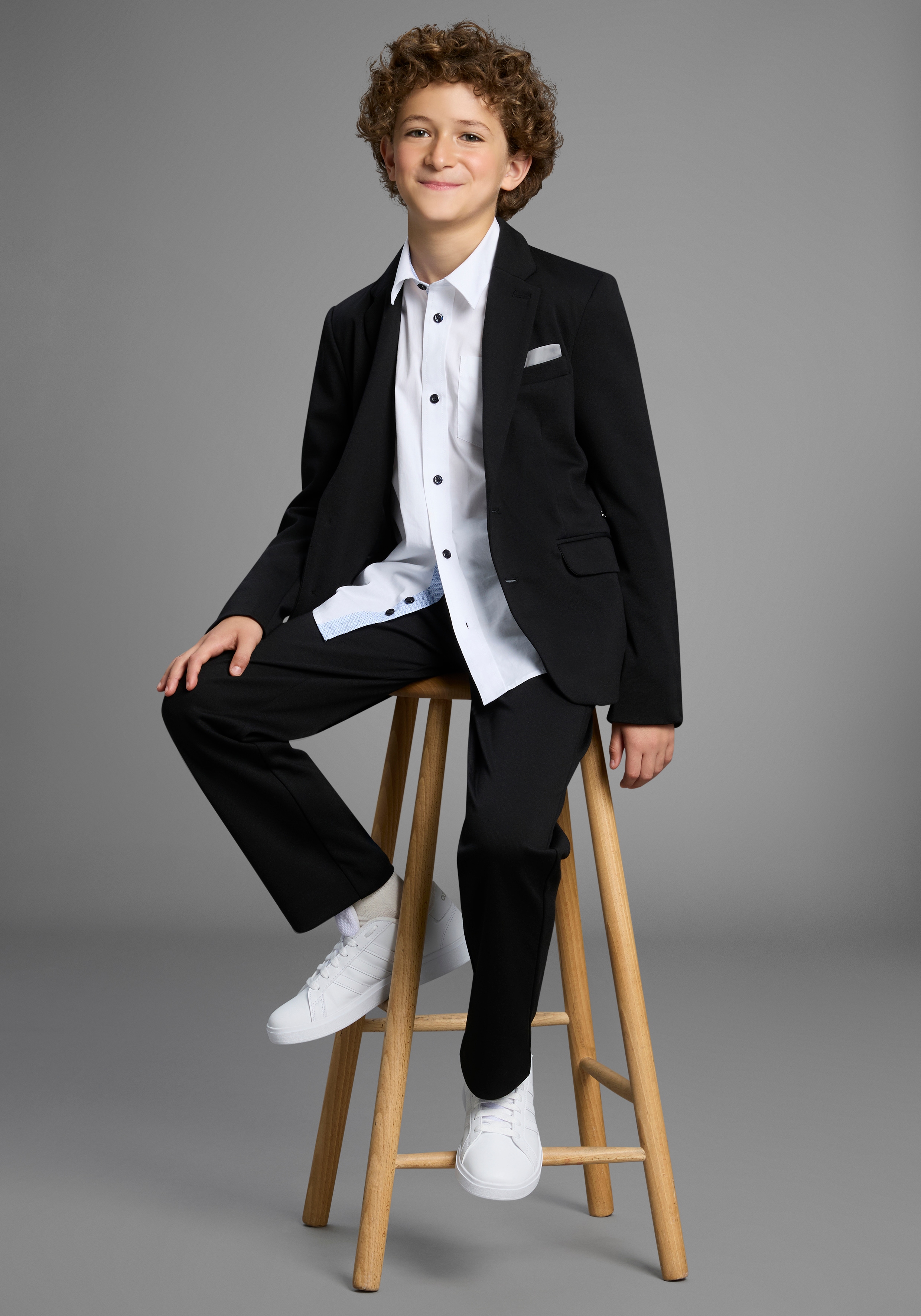 BRUNO BANANI Jungen Anzug "2tlg. Jersey Anzug"schwarz, Gr. 128, unifarben, Jersey, Obermaterial: 76% Polyester, 20% Viskose, 4% Elasthan. Futter: