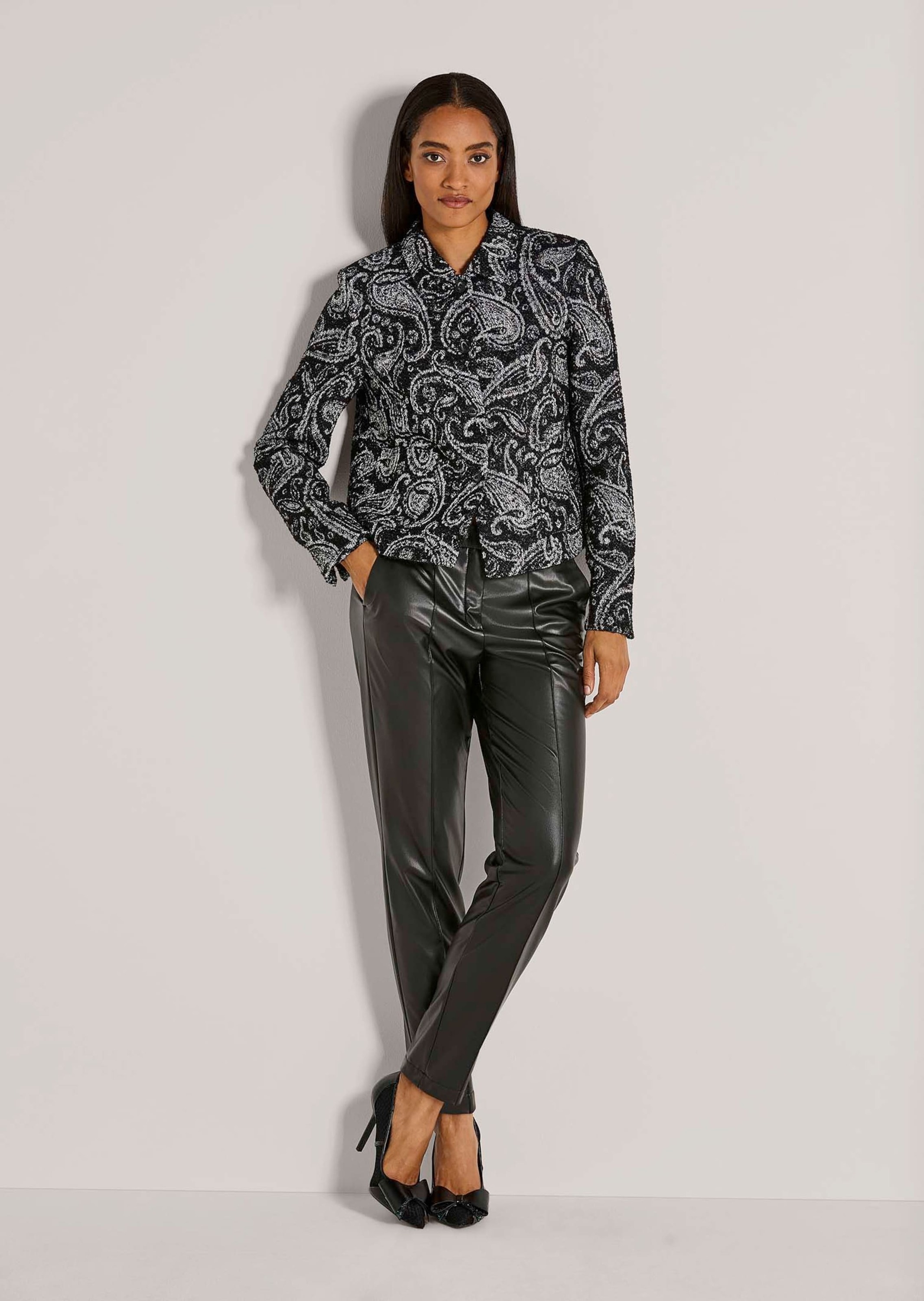 MADELEINE Jackenblazer "Kurzblazer Moderner Businessblazer mit Paisley-Must günstig online kaufen