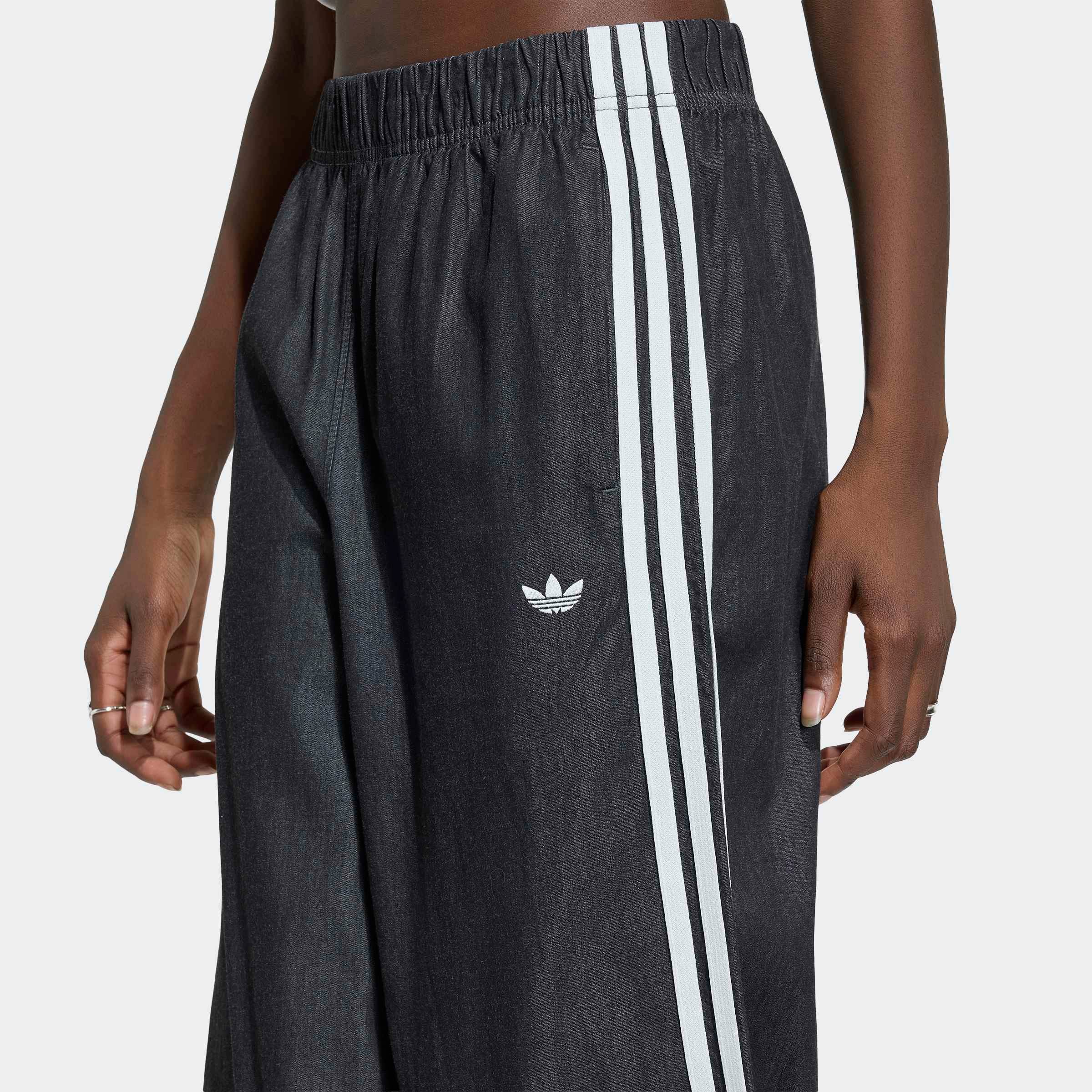 adidas Originals Sporthose »DENIM WIDE LEG«  für Erwachsene, mit Gummizug, locker geschnitten