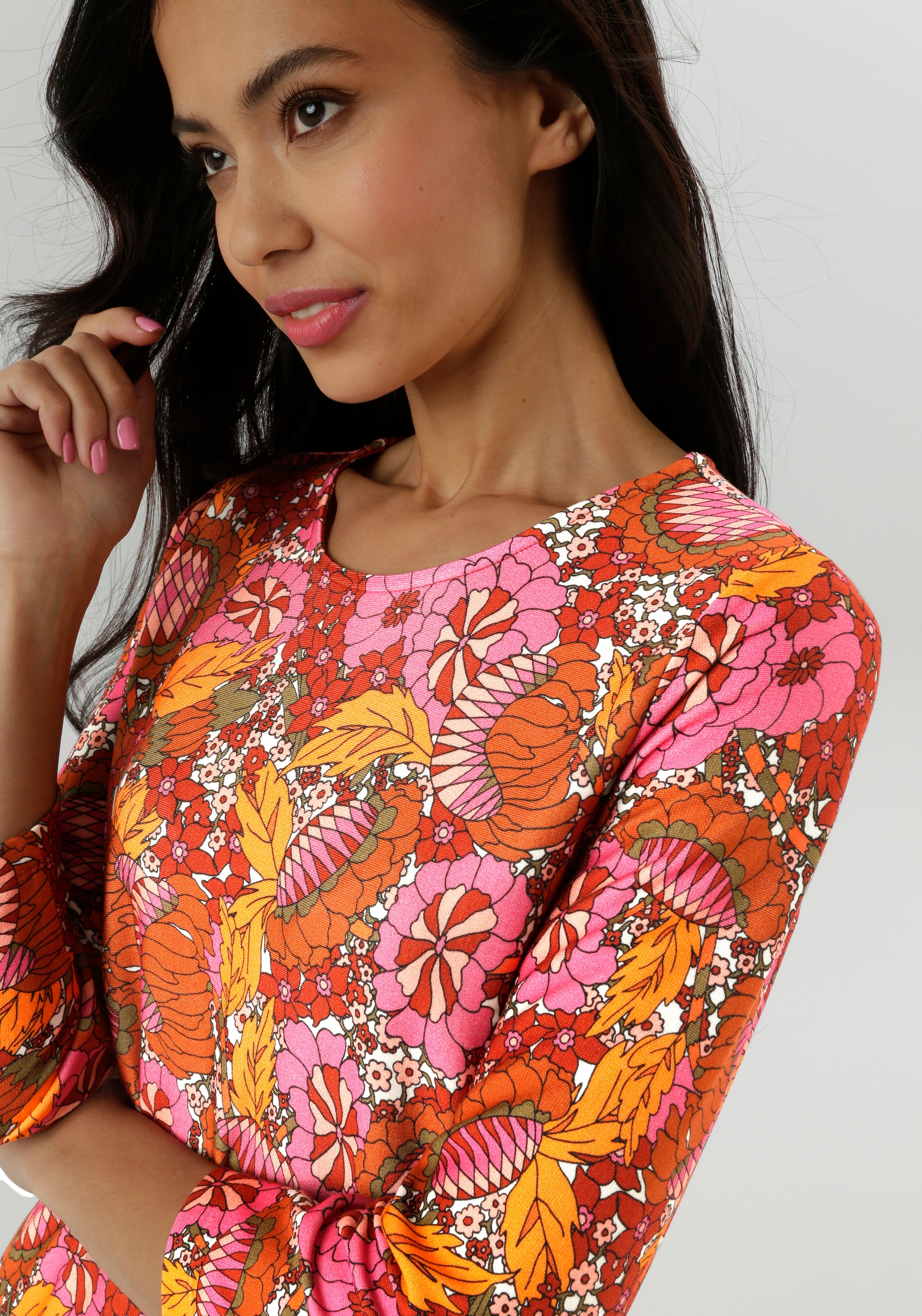 Aniston SELECTED Jerseykleid, mit fantasiereichem Blumen- und Blütendruck - NEUE KOLLEKTION