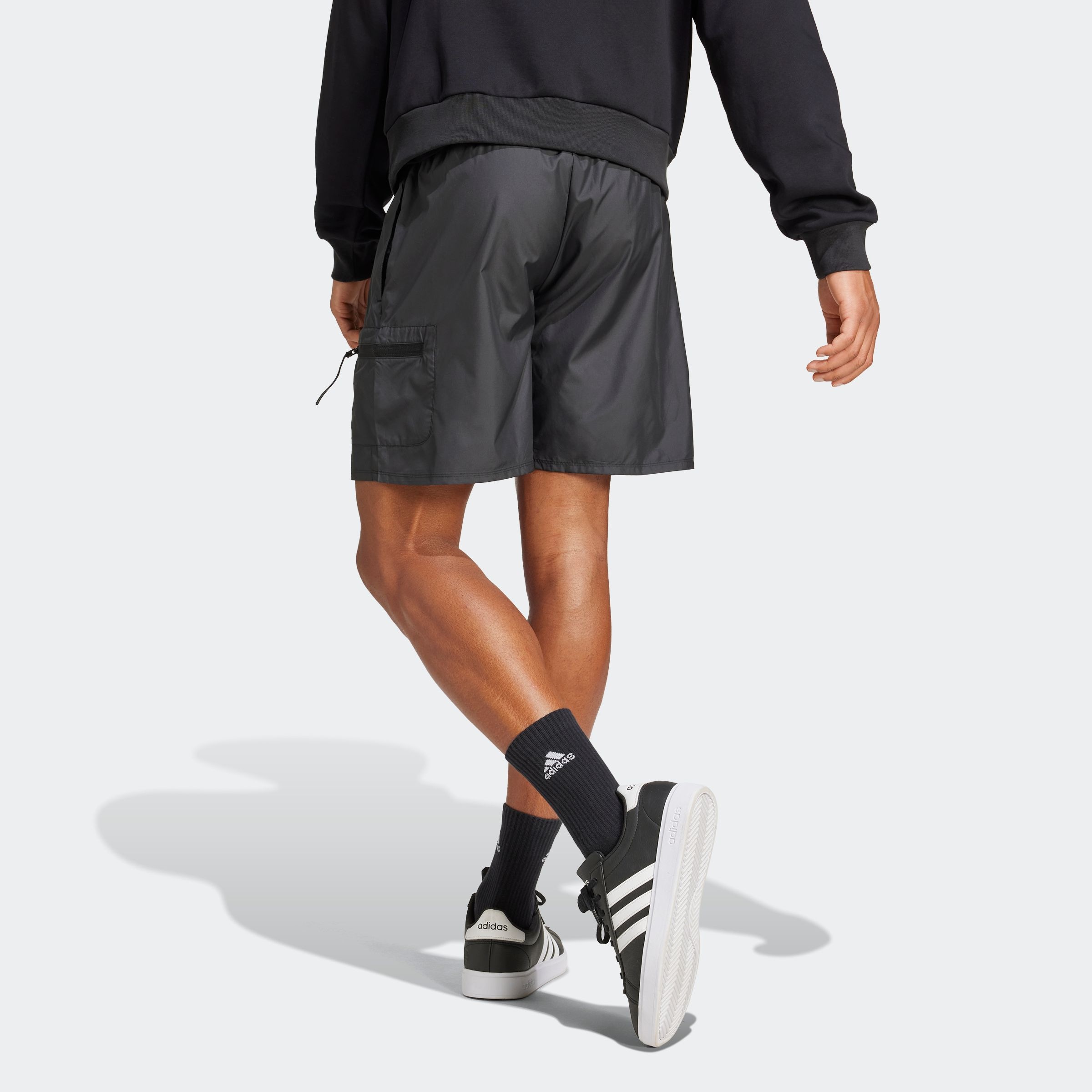adidas Sportswear Shorts »M CE SHO GD«, (1 tlg.)