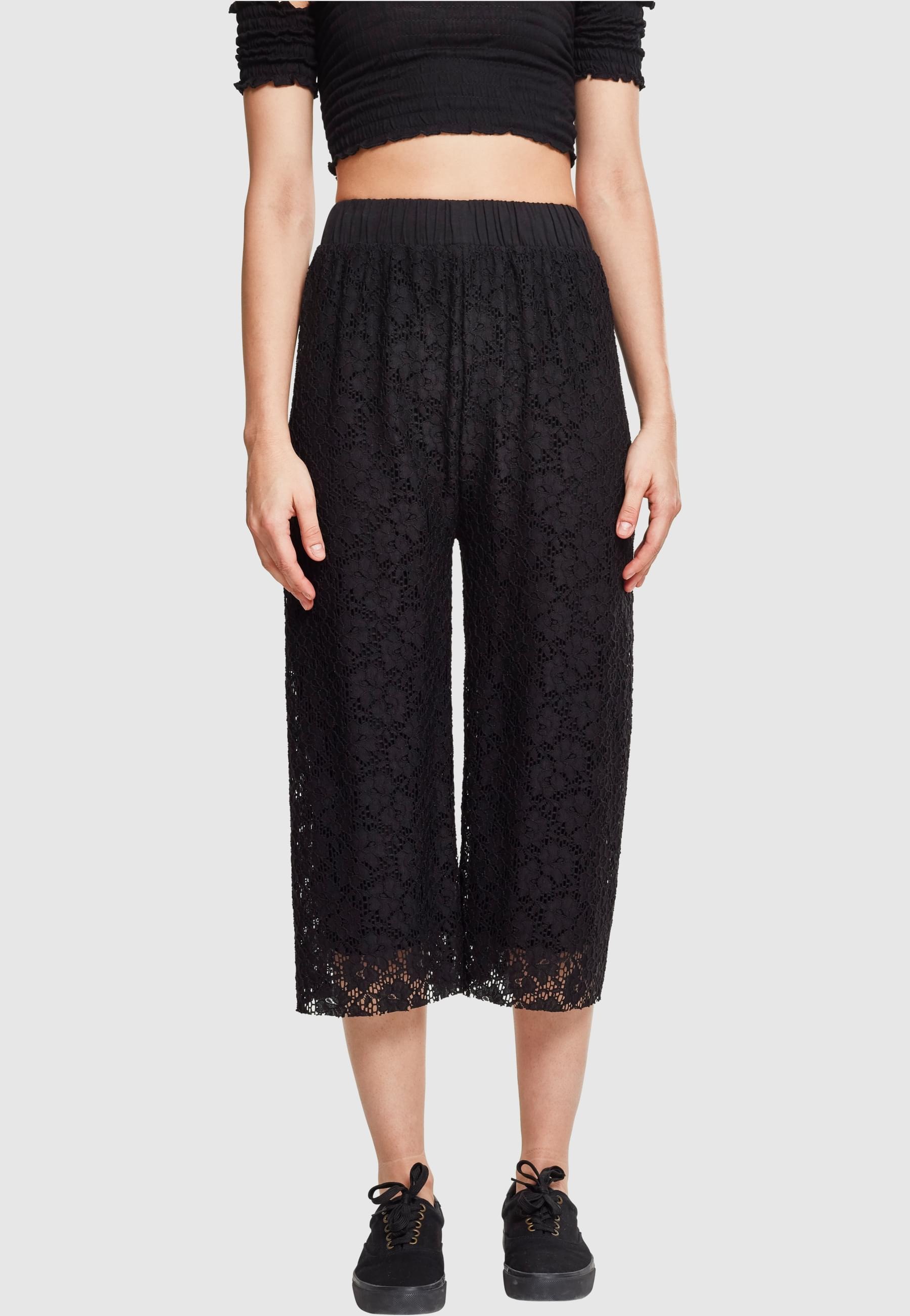 URBAN CLASSICS Bequeme Jeans »Urban Classics Damen Ladies Laces Culotte«, (1 tlg.)