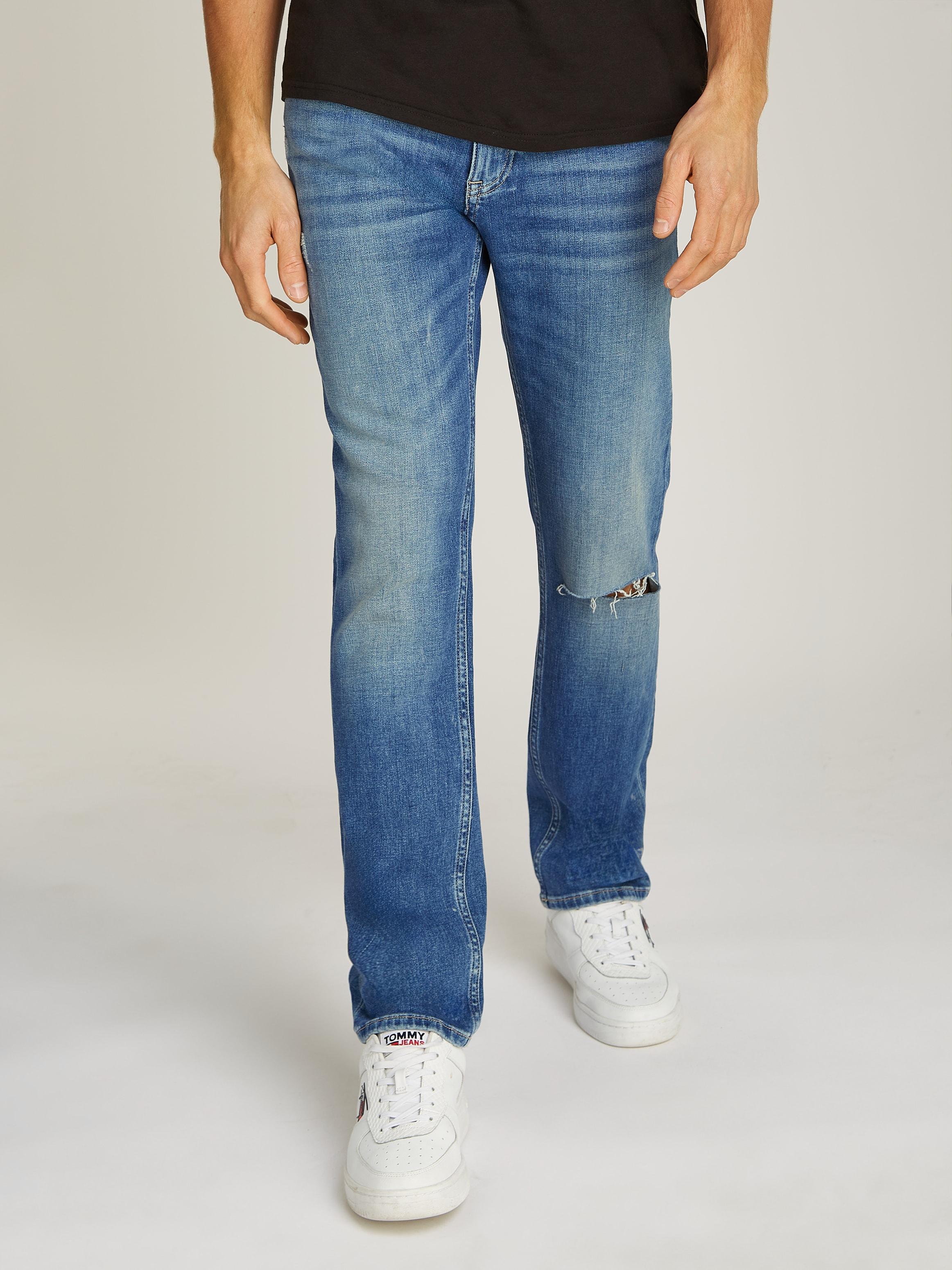 TOMMY JEANS Slim-fit-Jeans »Scanton Slim Denim«, Destroyed-Effekt, verschieden Waschungen