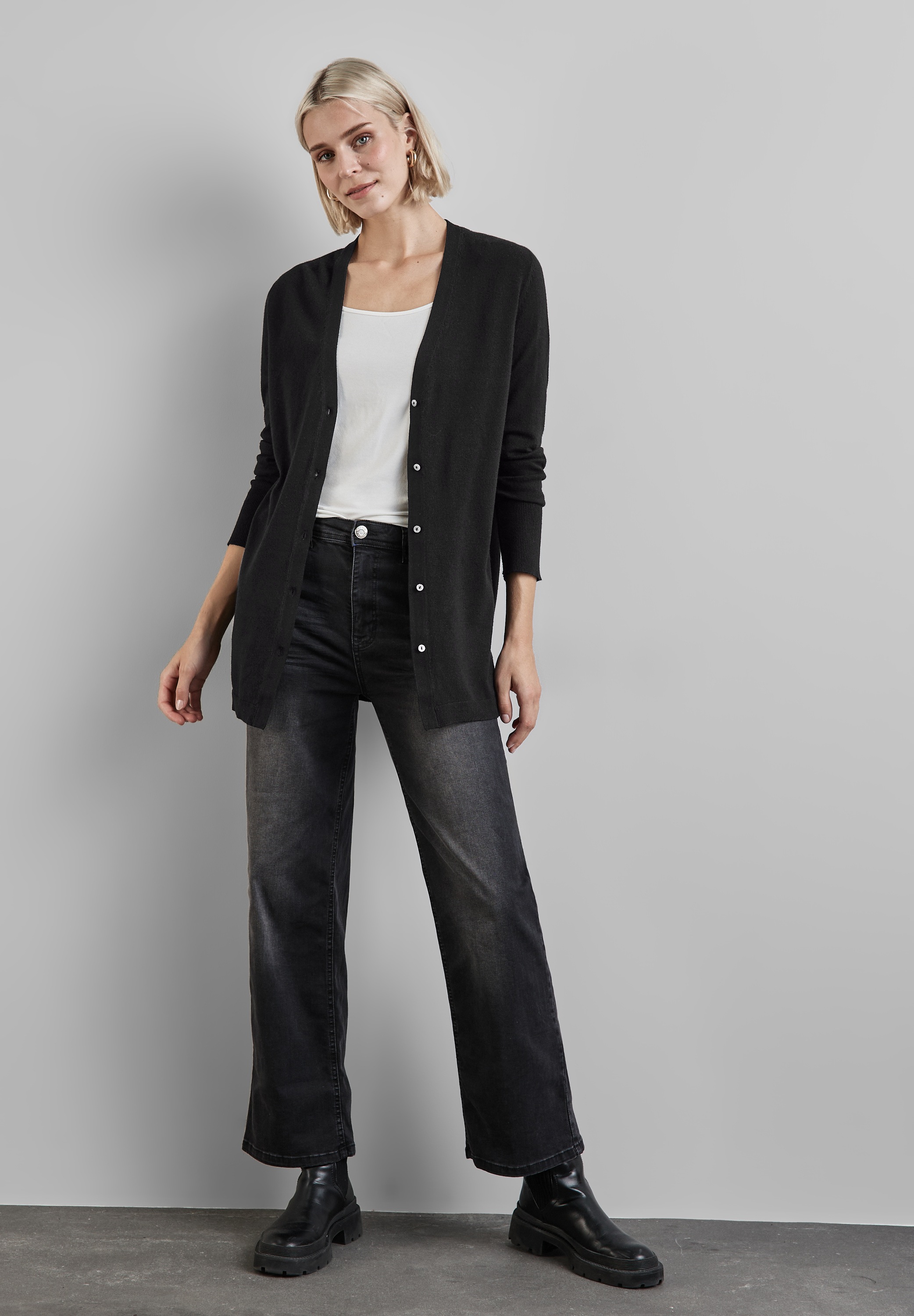 STREET ONE Cardigan, mit V-Ausschnitt