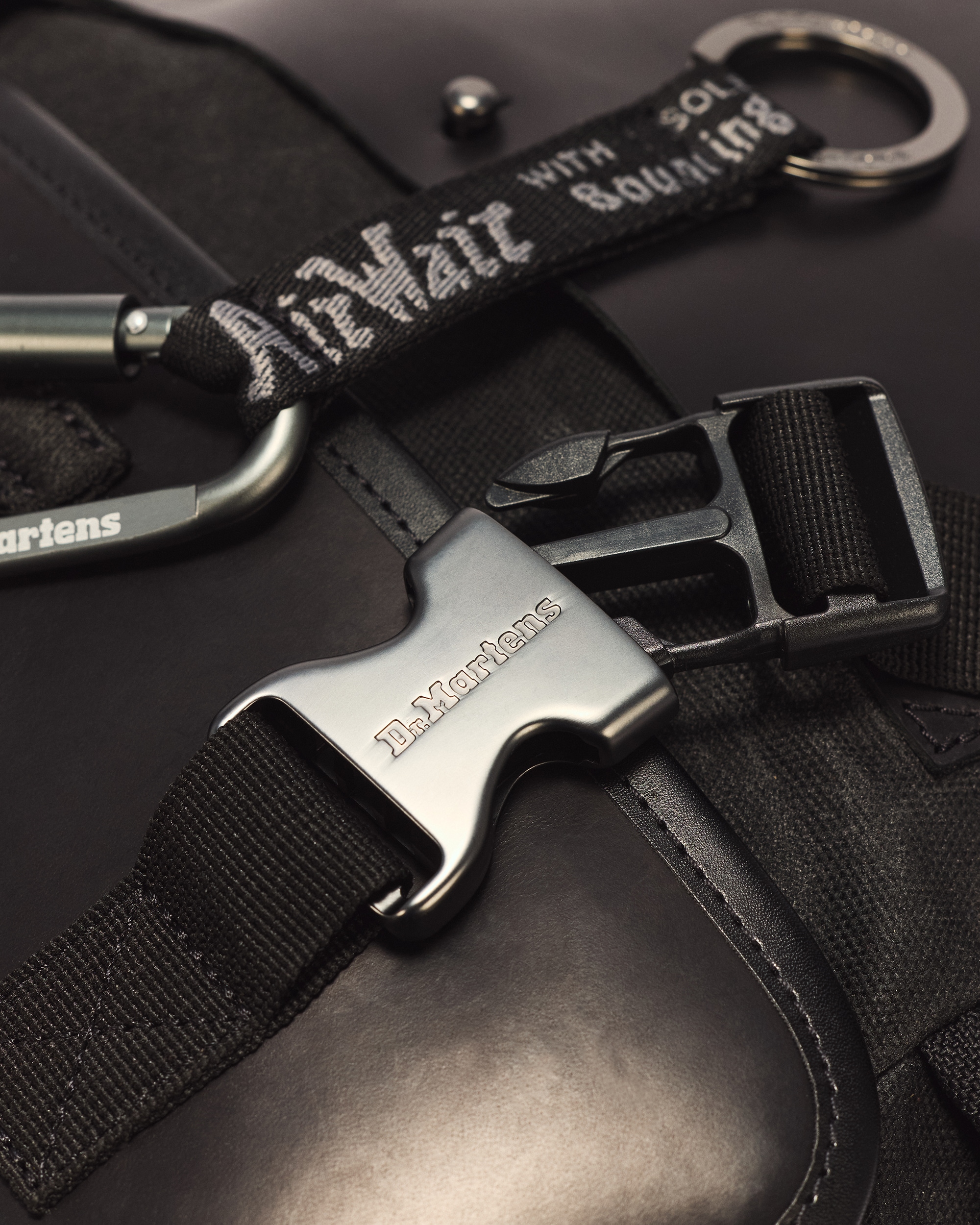DR. MARTENS Cityrucksack »Utility Backpack« mit Karabiner-Verschluss