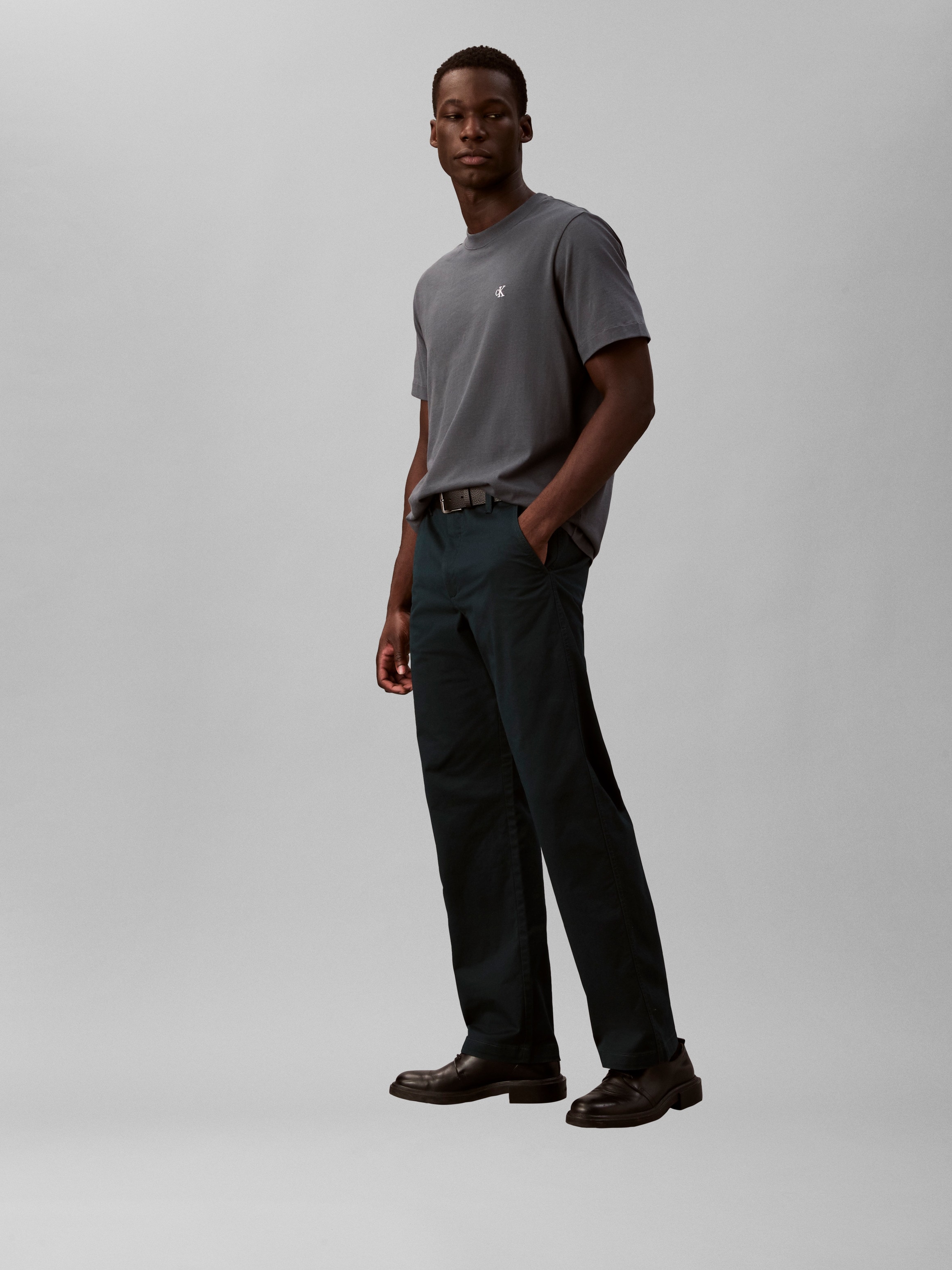 Calvin Klein Jeans Chinohose  gerade Passform im 90er-Jahre-Look