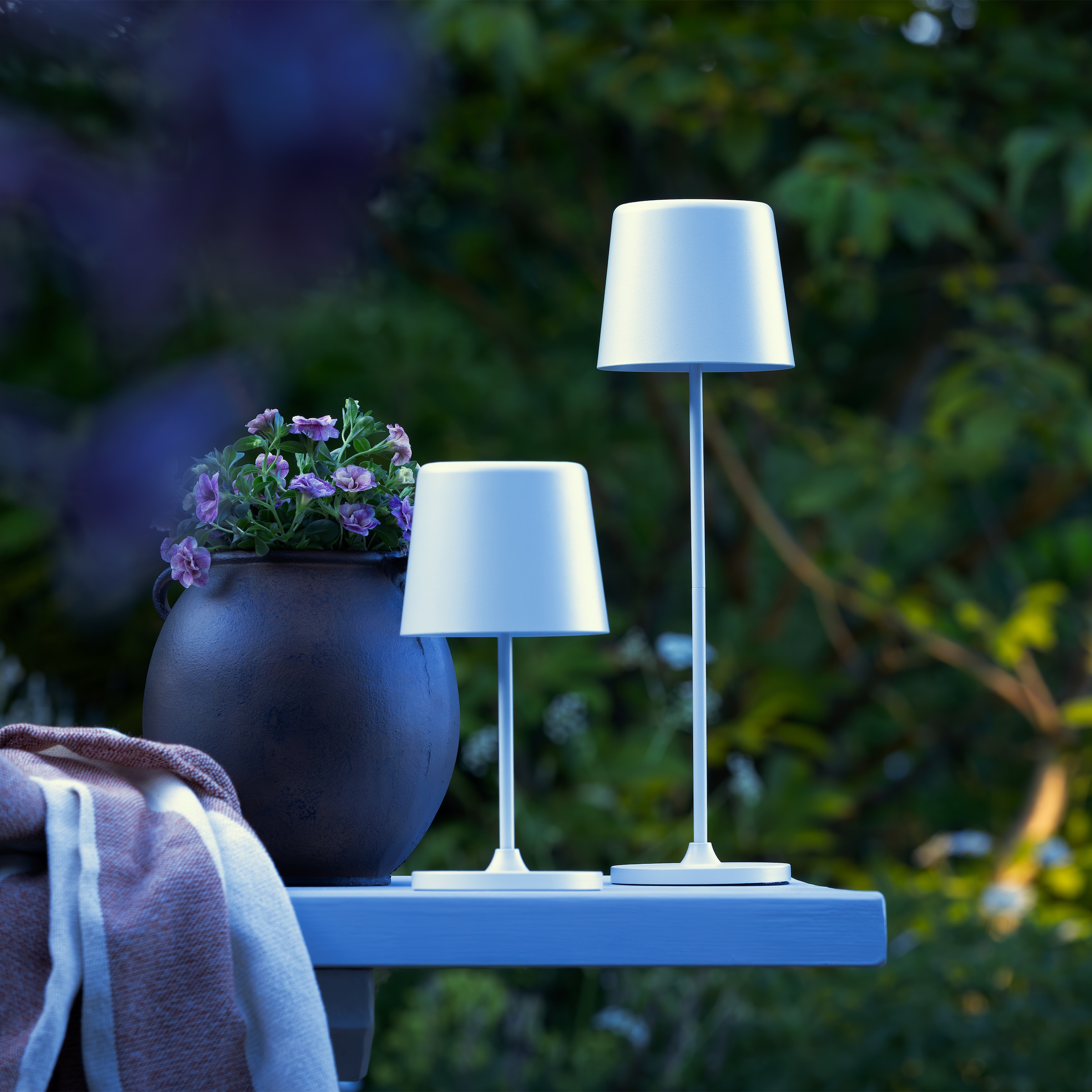 Brilliant LED Tischleuchte »Kaami - mobile LED Außen Akku Tischlampe 2er-Set«, Leuchtmittel LED-Modul | LED fest integriert, 310 lm, Touchdimmer, USB, Akku, Outdoor, Indoor, Akkuleuchte 37cm hoch