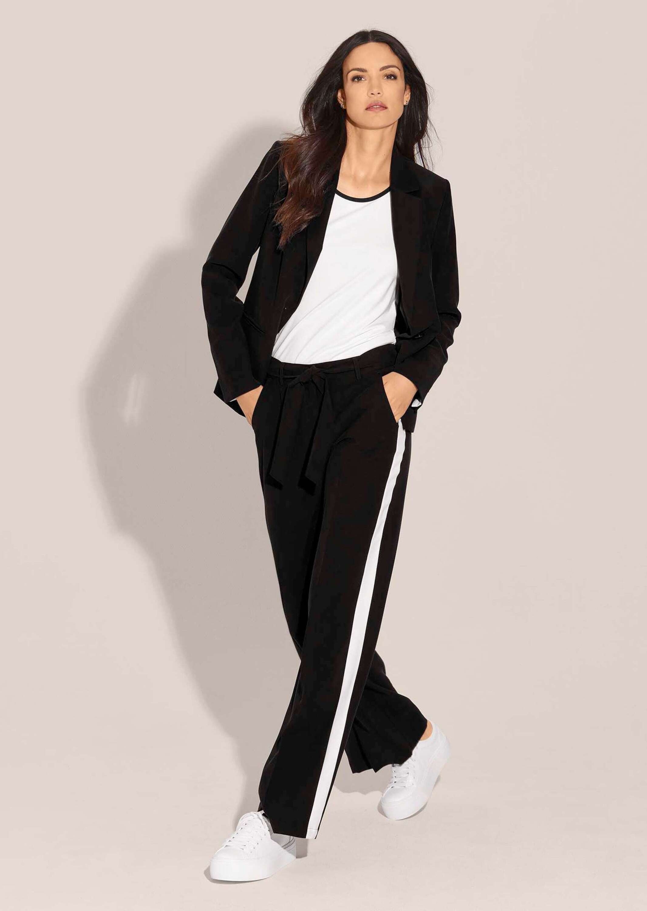 MADELEINE Bügelfaltenhose "Hose Weite Hose mit Bindeband und Seitenstreifen günstig online kaufen