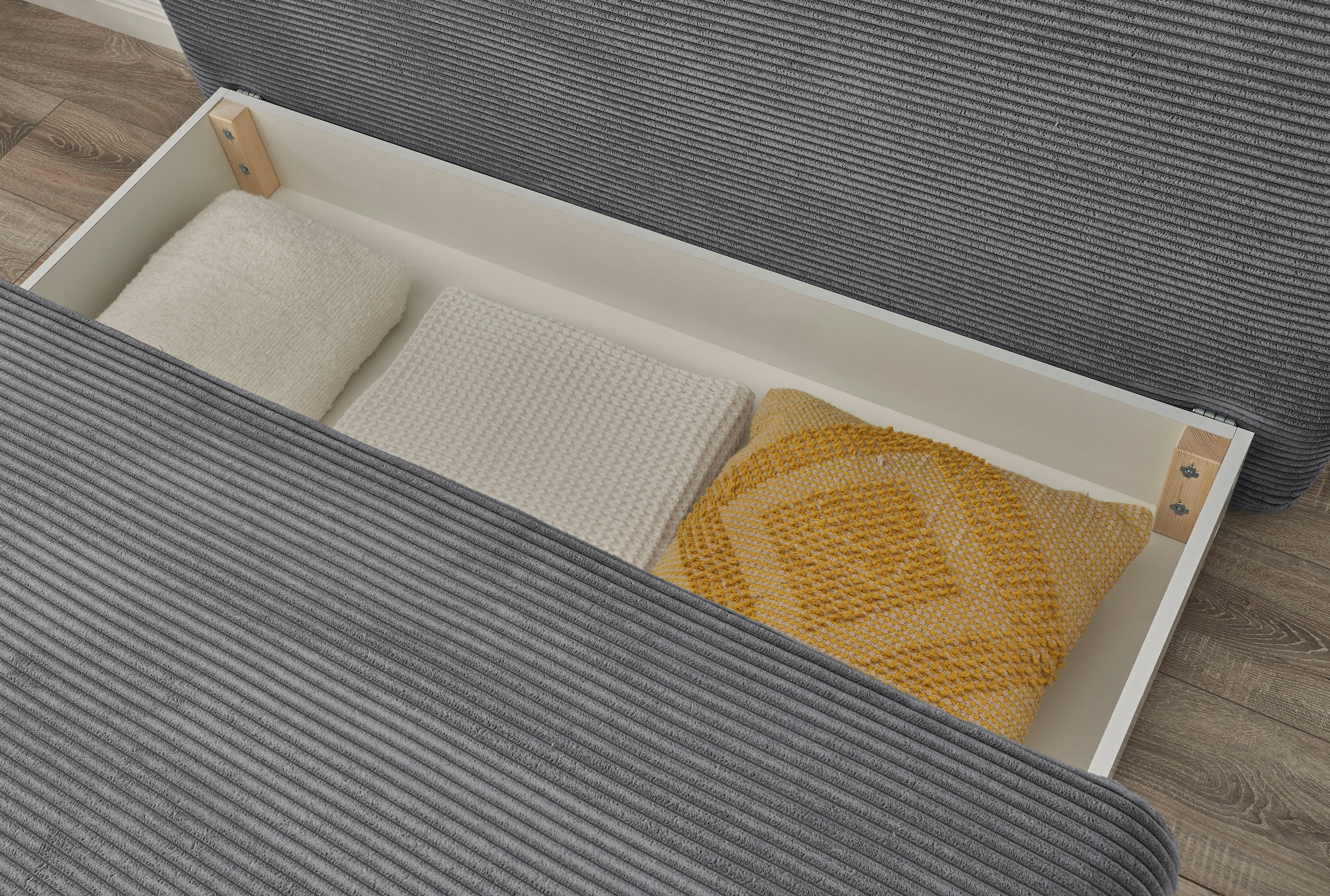 ED EXCITING DESIGN Schlafsofa »Charlie«, Schlafsessel mit Bettkasten & 1 Rückenkissen