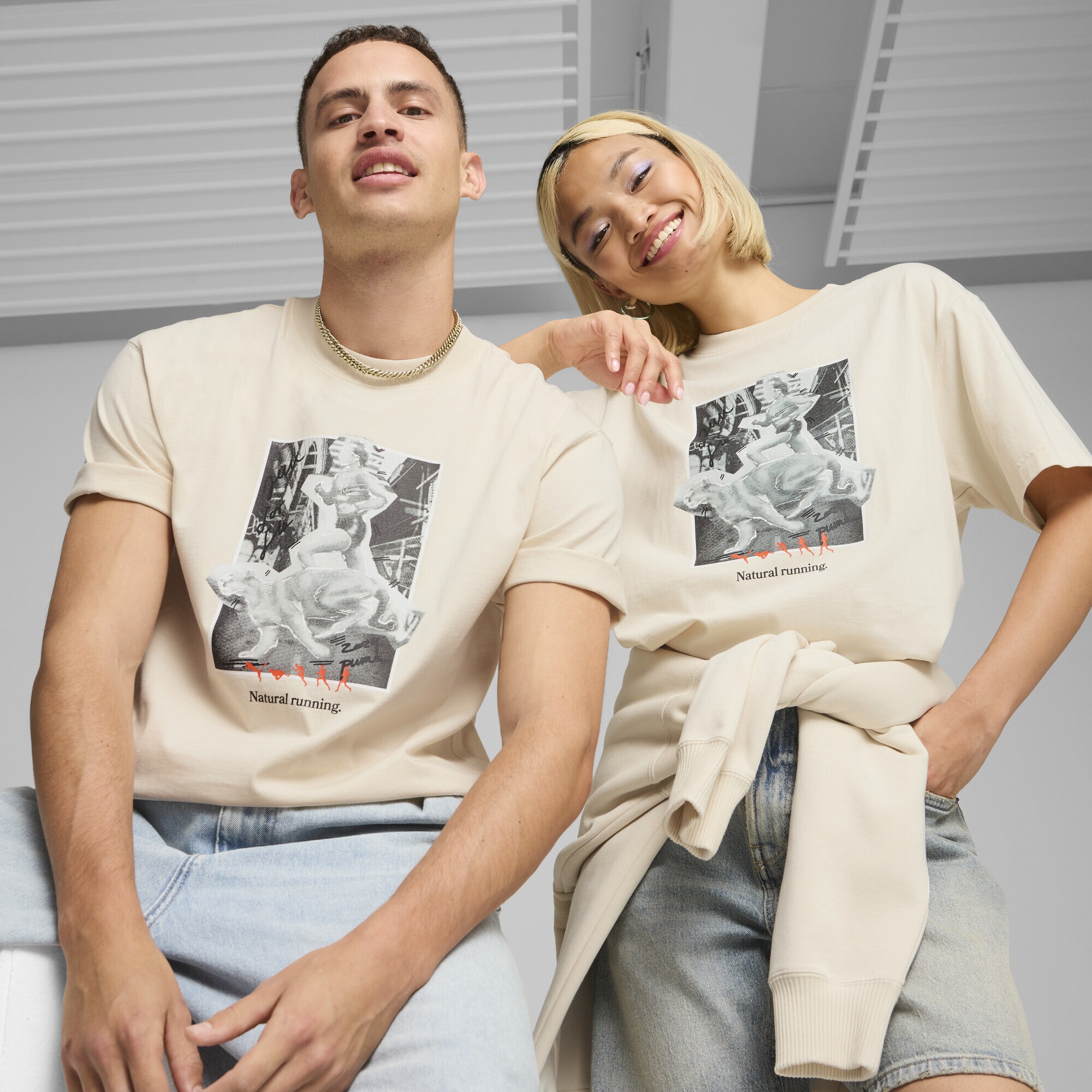 PUMA T-Shirt »CLUB DE COURSE Graphic T-Shirt Erwachsene«