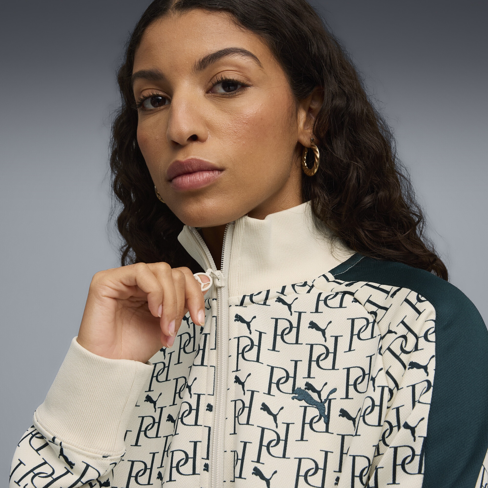 PUMA Trainingsjacke »T7 Allover-Print Trainingsjacke Damen«