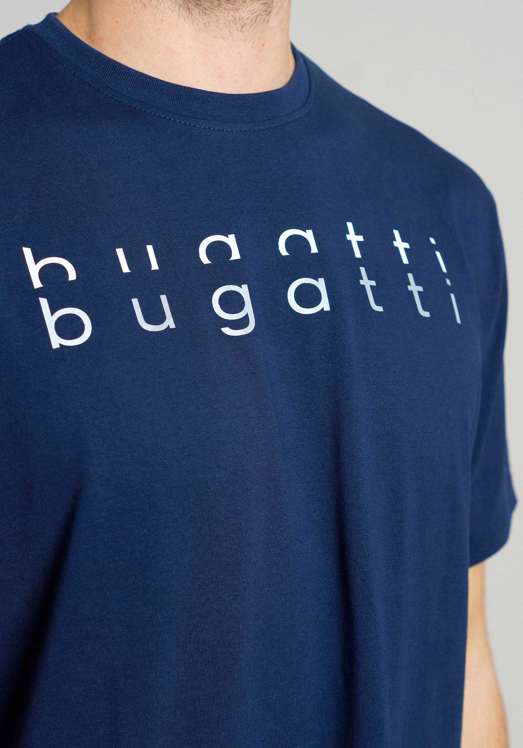 bugatti T-Shirt »Palermo«, Kurzarm, Rundhalsausschnitt, bugatti-Schriftzug vorn
