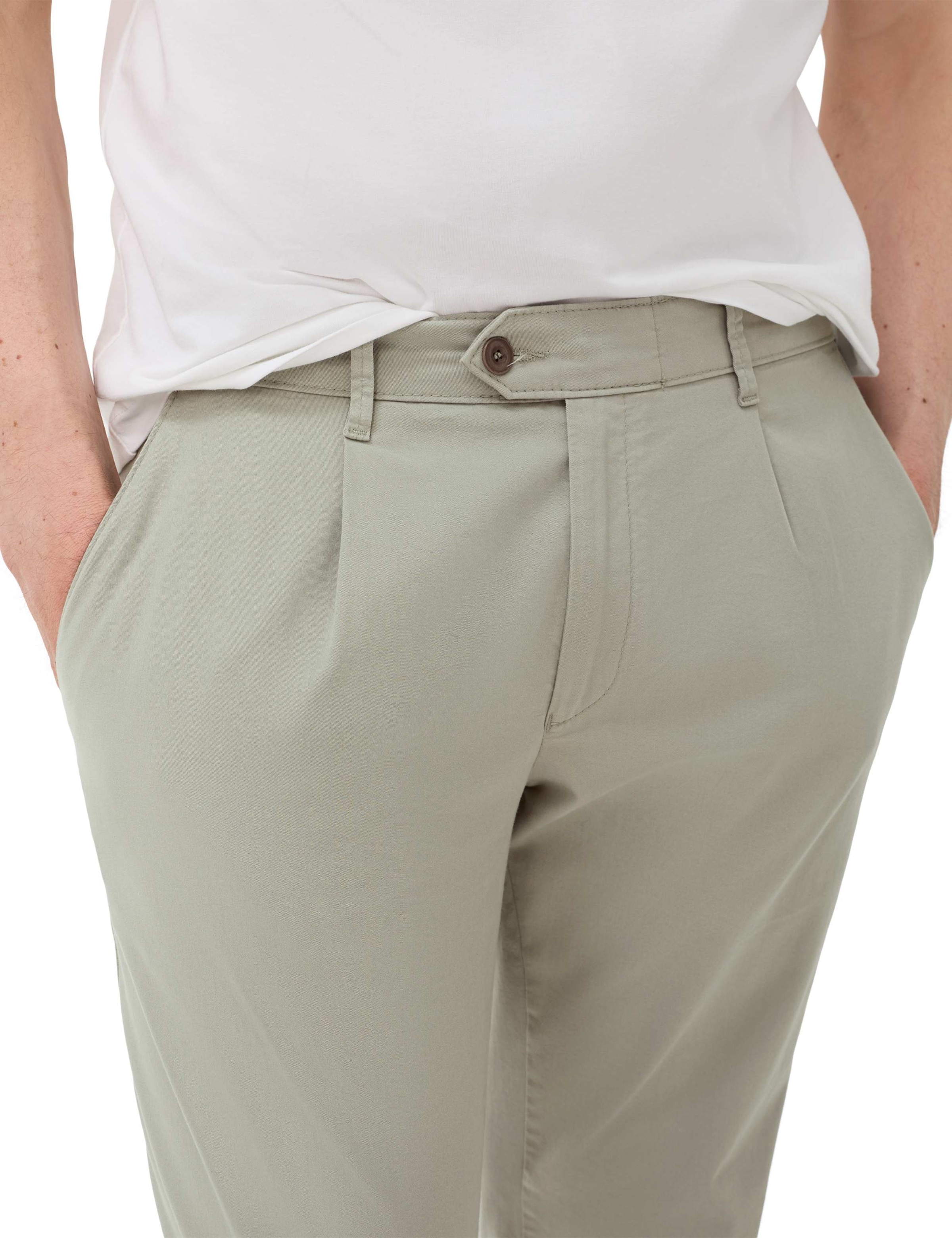 EUREX by BRAX Bundfaltenhose »Style LUIS«