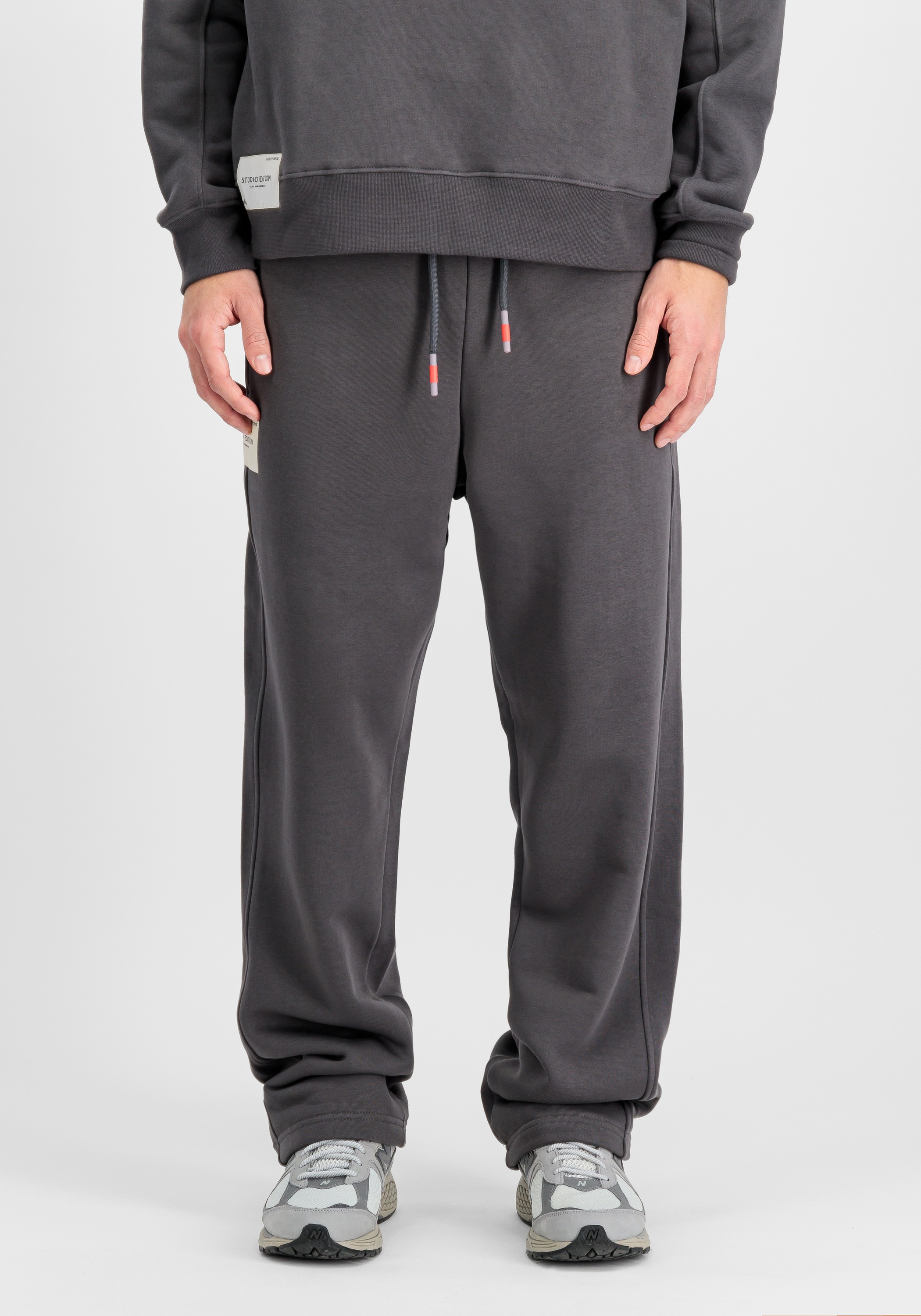 Alpha Industries Jogginghose »Alpha Industries Men - Jogger Studio Edition Jogger«