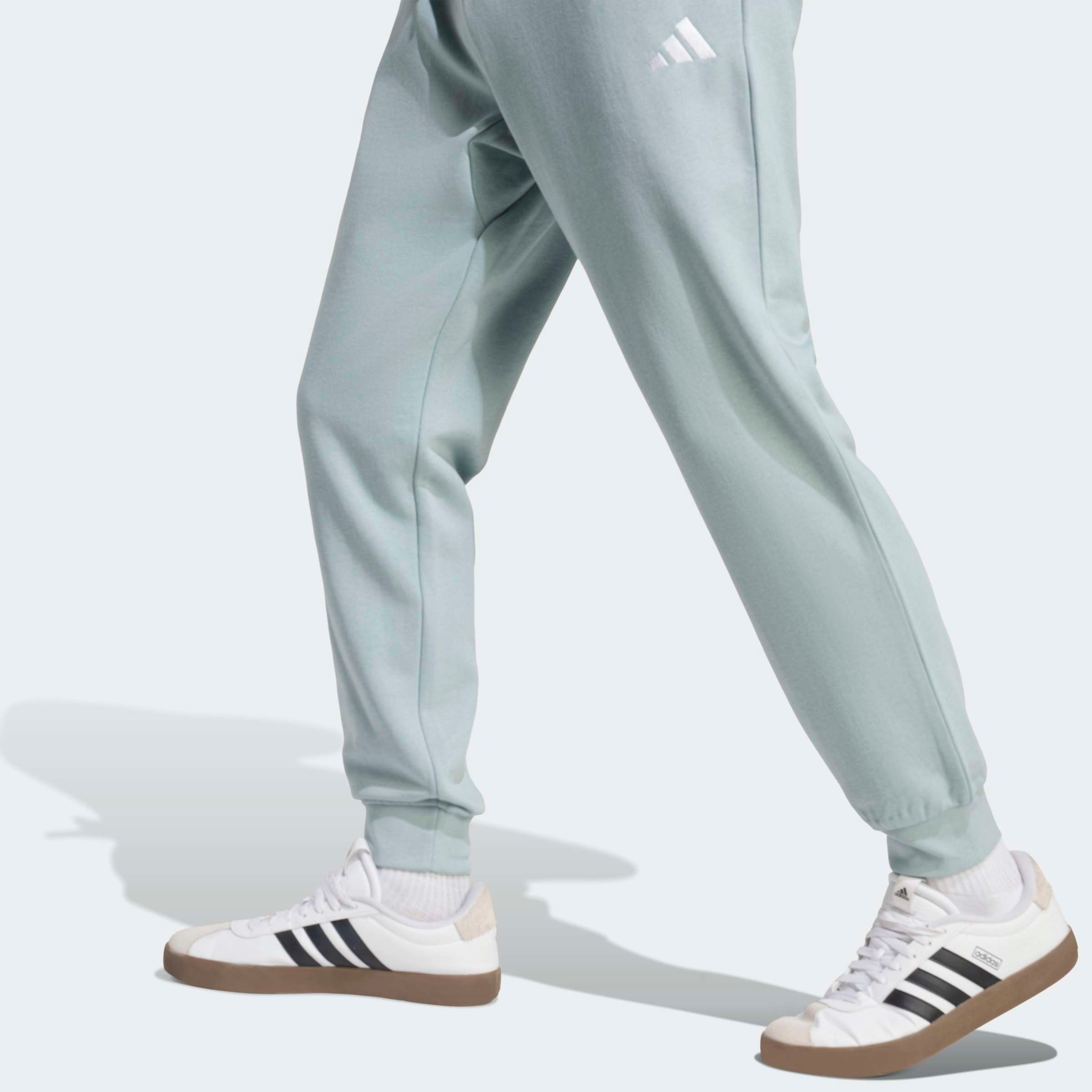 Sporthose ADIDAS SPORTSWEAR "M FEELCOZY PANT", Herren, Gr. XXL, N-Gr, wonder sage, weiß, normal, gr., Obermaterial: 70% Baumwolle, 30% Polyester, Hosen Sporthose 3