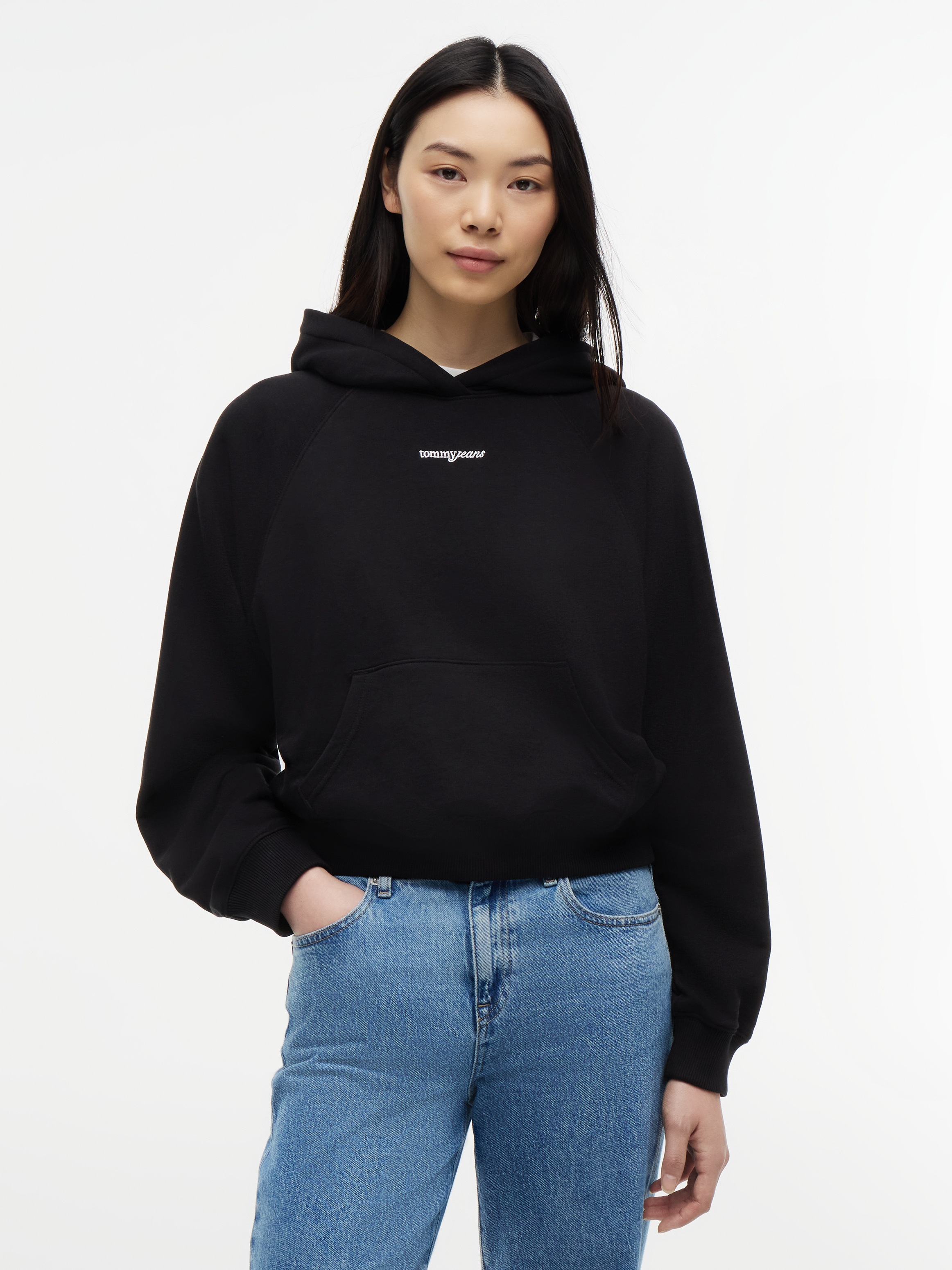 Tommy Jeans Kapuzensweatshirt "TJW SCRIPT RAGLAN HOODIE", Baumwollmischung, Kängurutasche