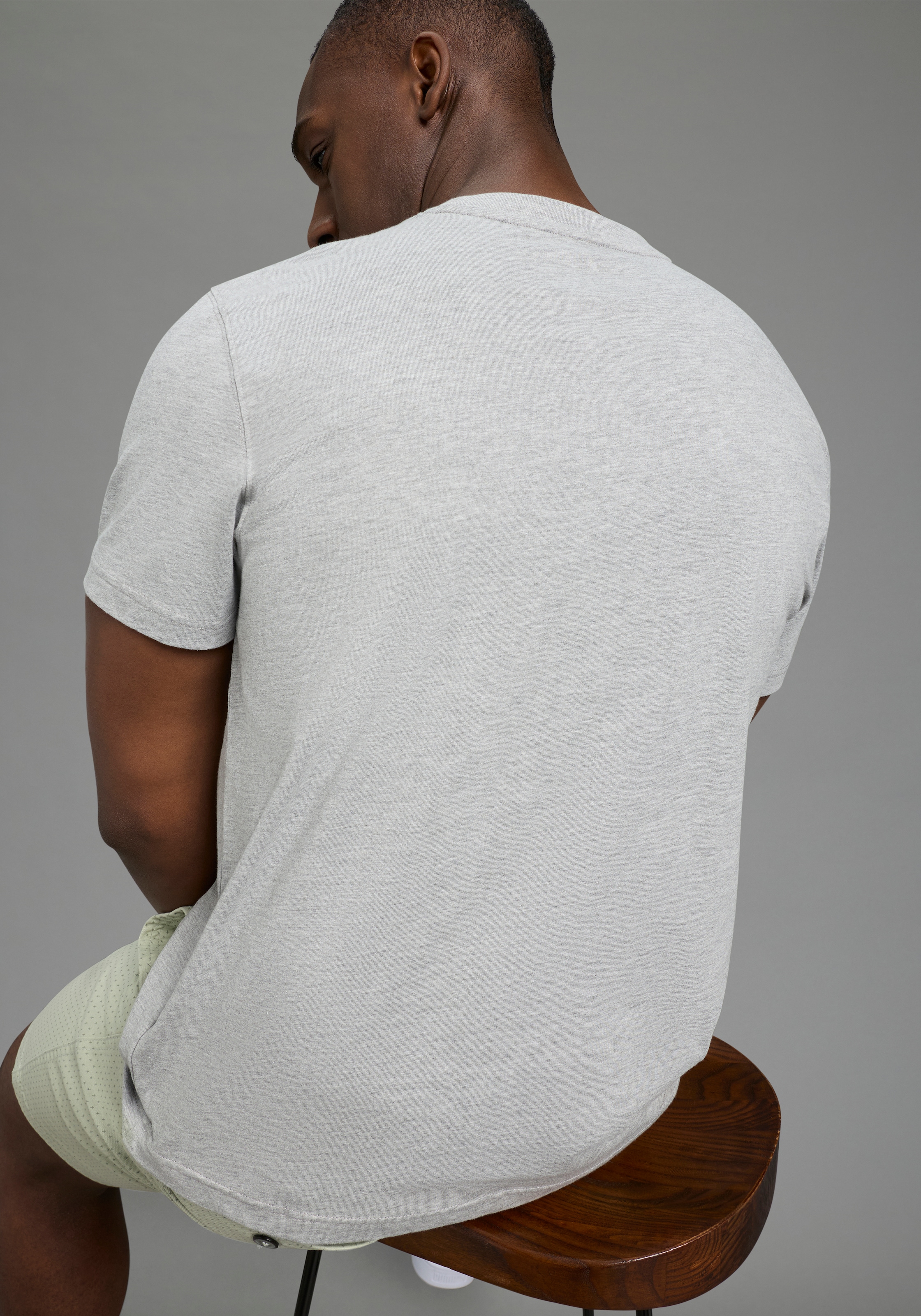 DELMAO Rundhalsshirt »Neue Kollektion!« 2er-Pack,  normale Passform, kurzarm, mit Rundhalsausschnitt, bedruckt