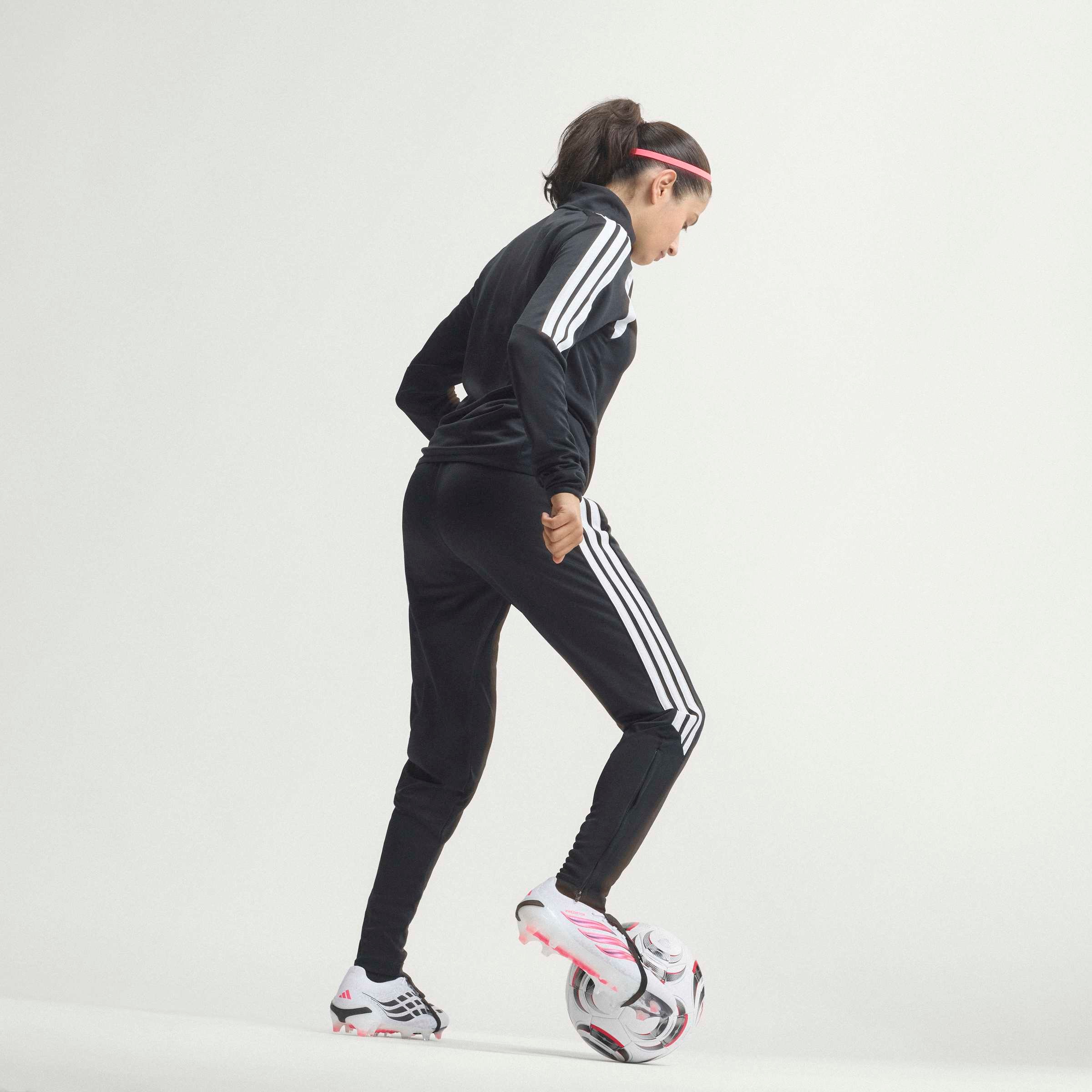 adidas Performance Fußballschuh »PREDATOR PRO , FESTE BÖDEN, UMSCHLAGBARE ZUNGE«  Außensohle für Rasen und feste Böden