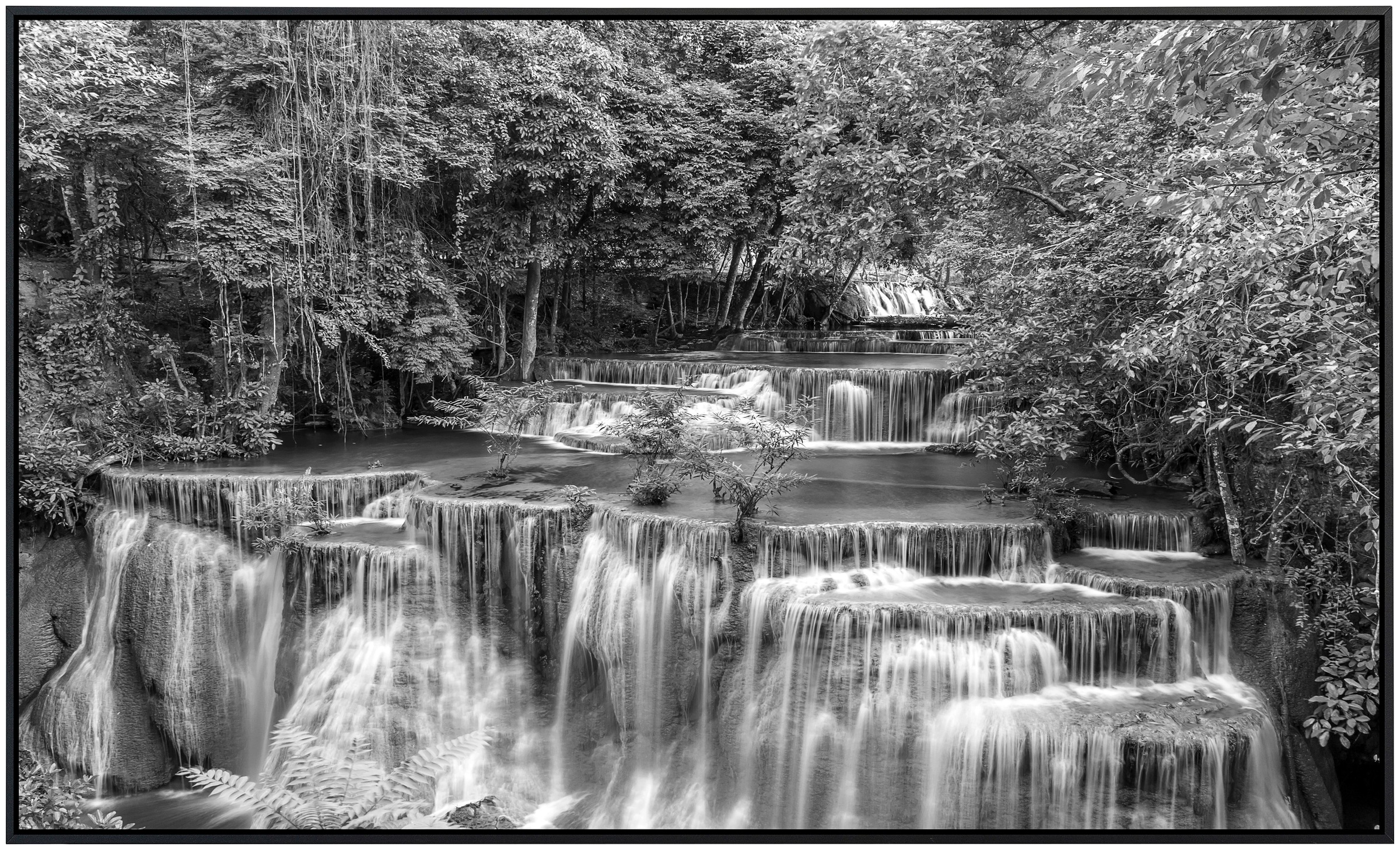 Papermoon Infrarotheizung »Wasserfall im Wald Schwarz & Weiß«, sehr angenehme Strahlungswärme