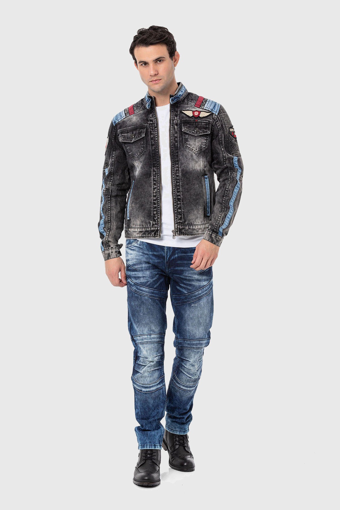 Thumbnail - Cipo & Baxx Jeansjacke "Jeans Jacket" ohne Kapuze mit coolen Stickereien