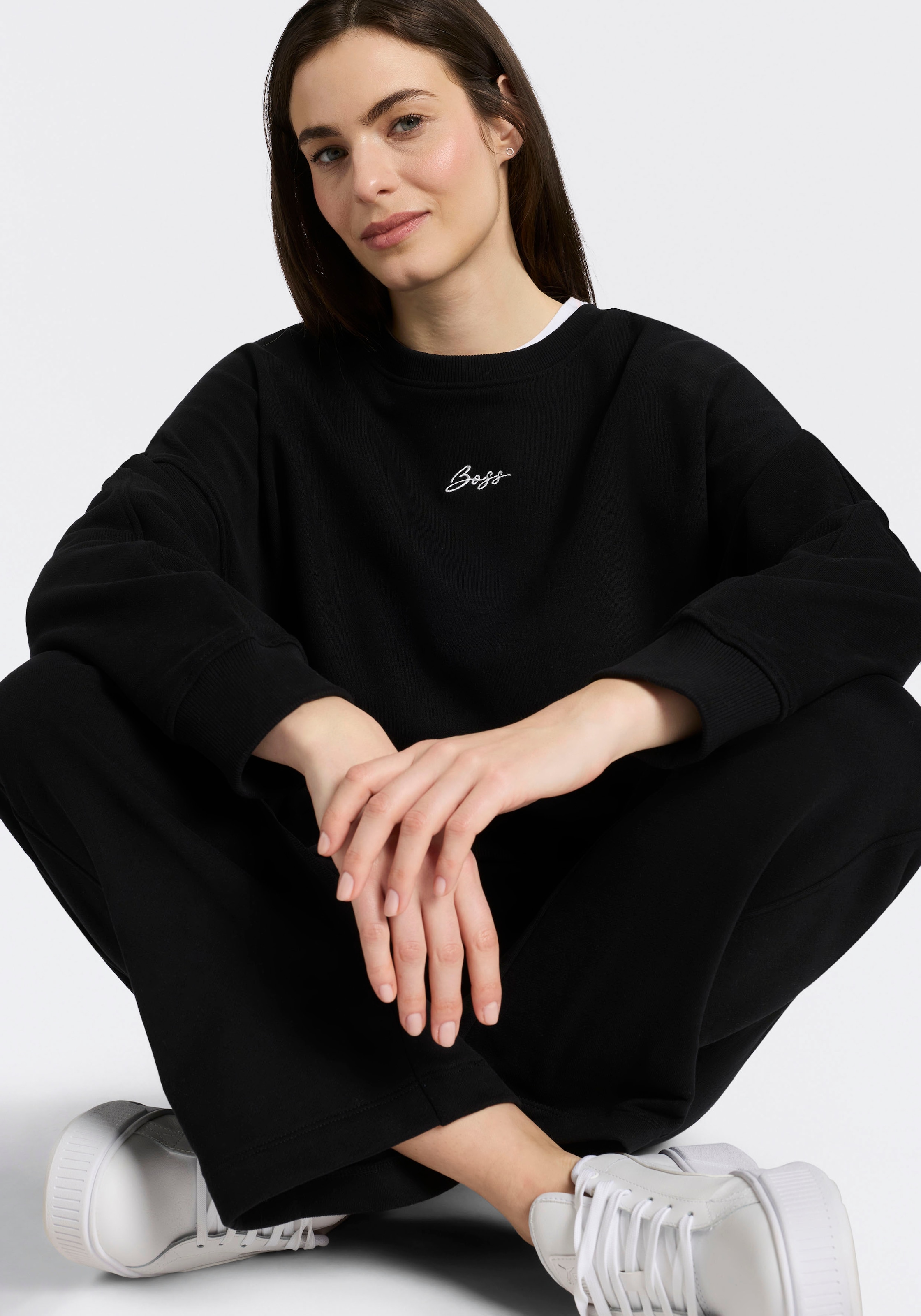 BOSS ORANGE Sweater »Ever Premium Damenmode«, mit Logostickerei, aus Baumwolle
