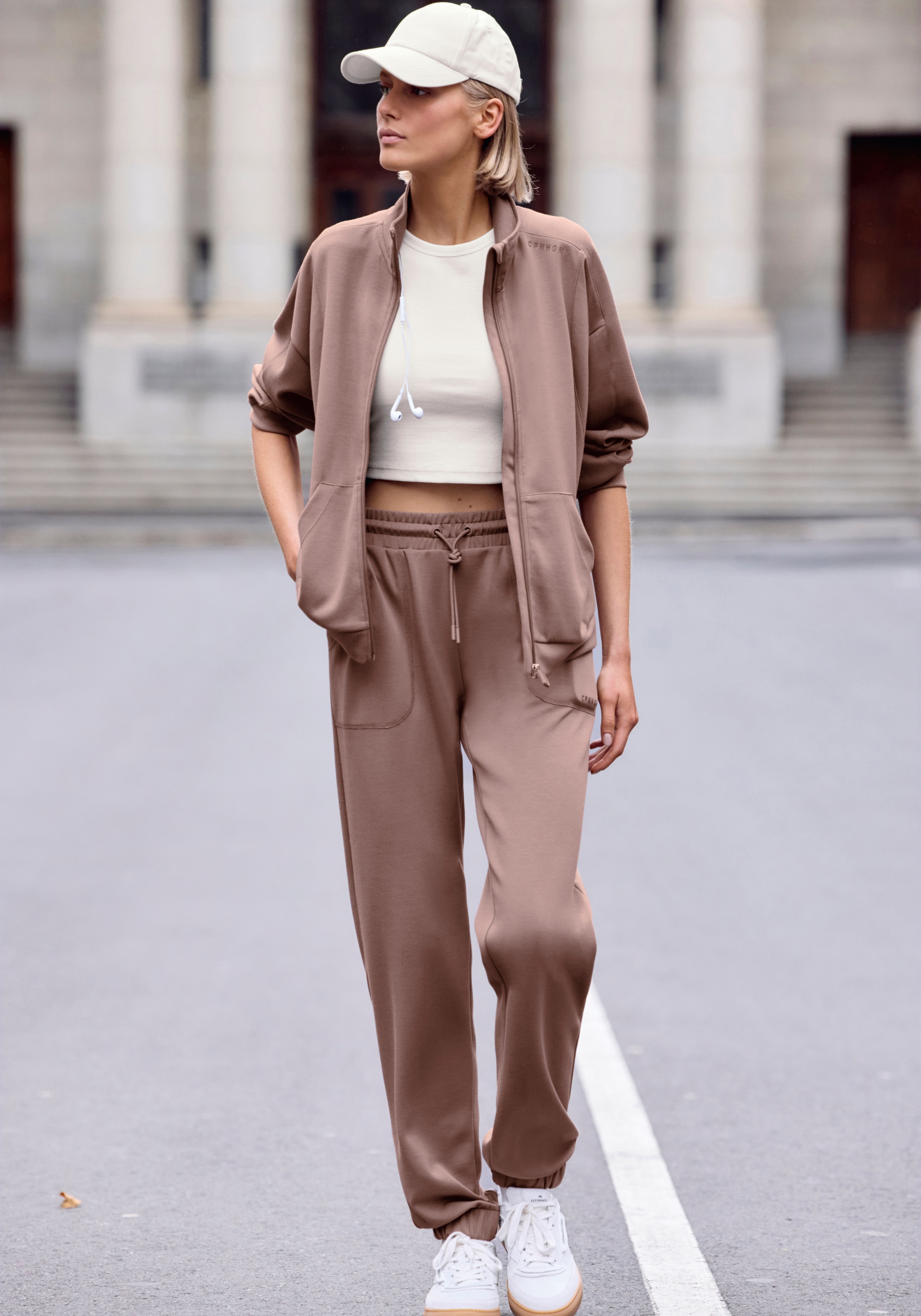 Copenhagen Studios Sweatjacke, aus hochwertigem Material