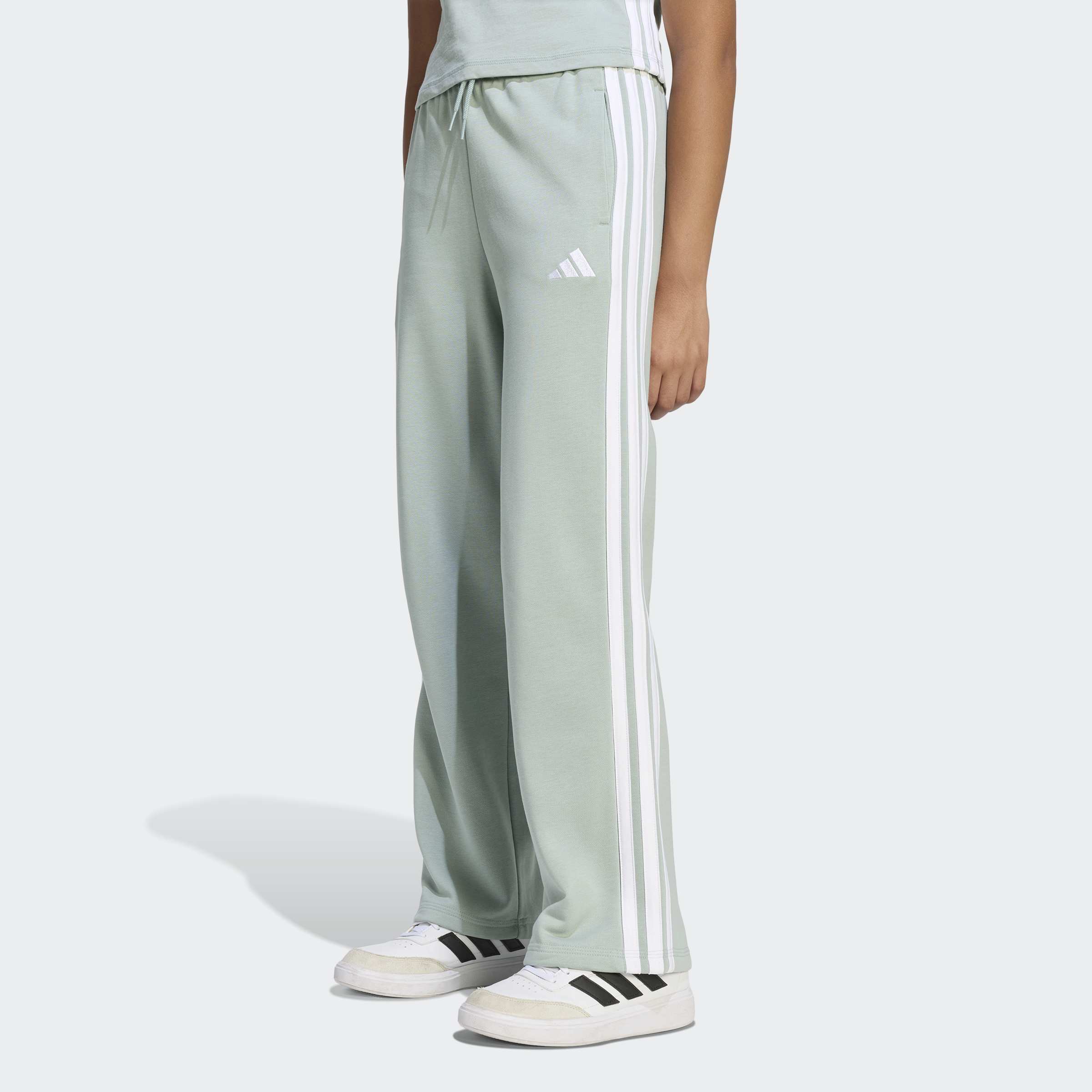adidas Sportswear Sporthose "ESSENTIALS" für Kinder, aus Baumwolle, mit Gummizug, normal-weite Passform