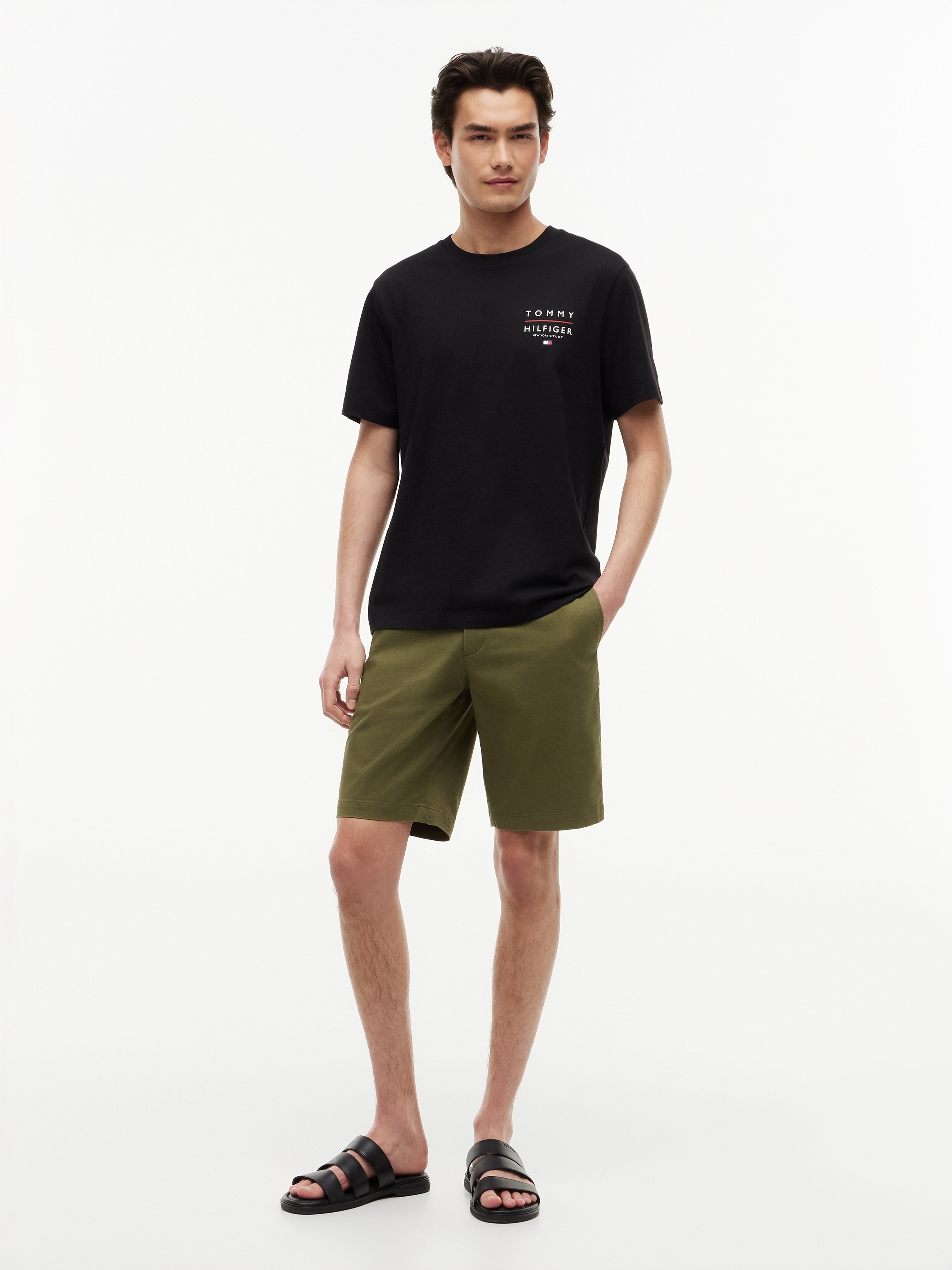 Tommy Hilfiger T-Shirt »BRAND LOVE LEFT CHEST RWB TEE« regular fit, Rundhals