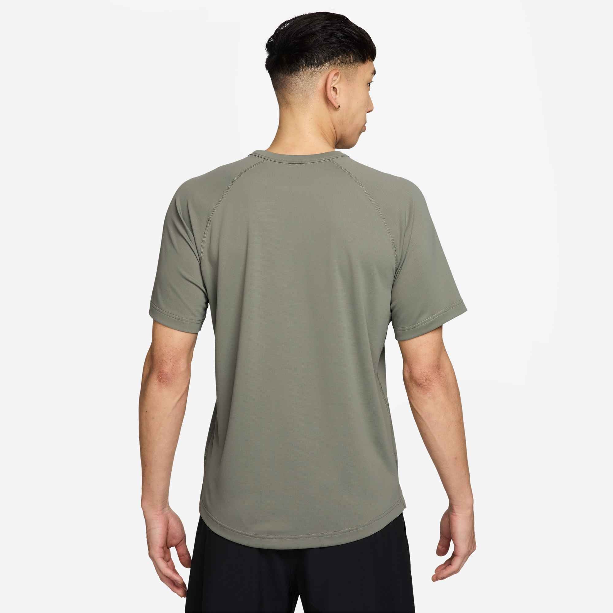 Nike Funktionsshirt »M NK DF FLEX SS TOP« mit Reißverschluss, atmungsaktives Funktionsmaterial, wasserabweisend