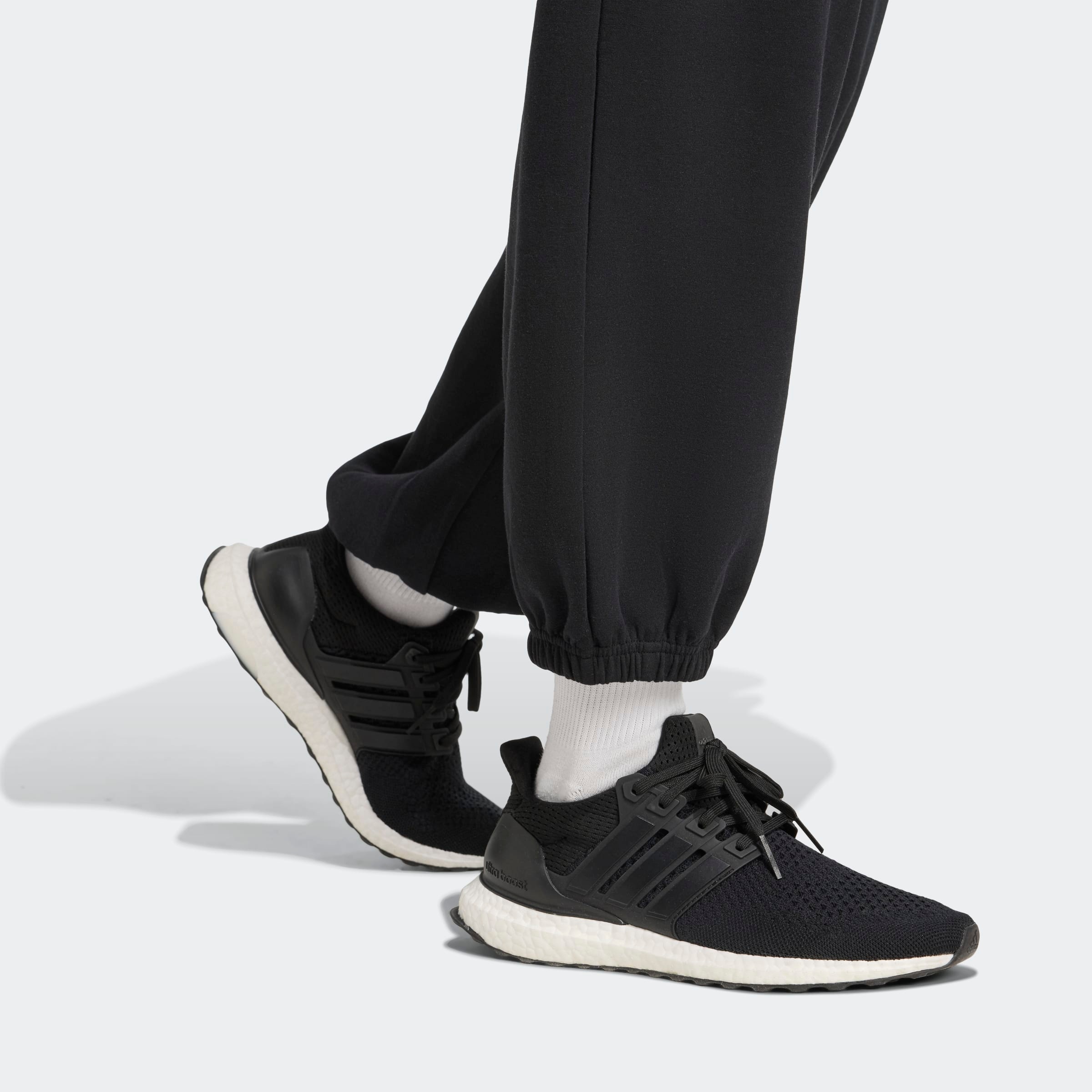 adidas Sportswear Sporthose »SOFT LUX, LOCKER GESCHNITTEN«  lockerer Schnitt, für Laufen und sportliche Aktivitäten