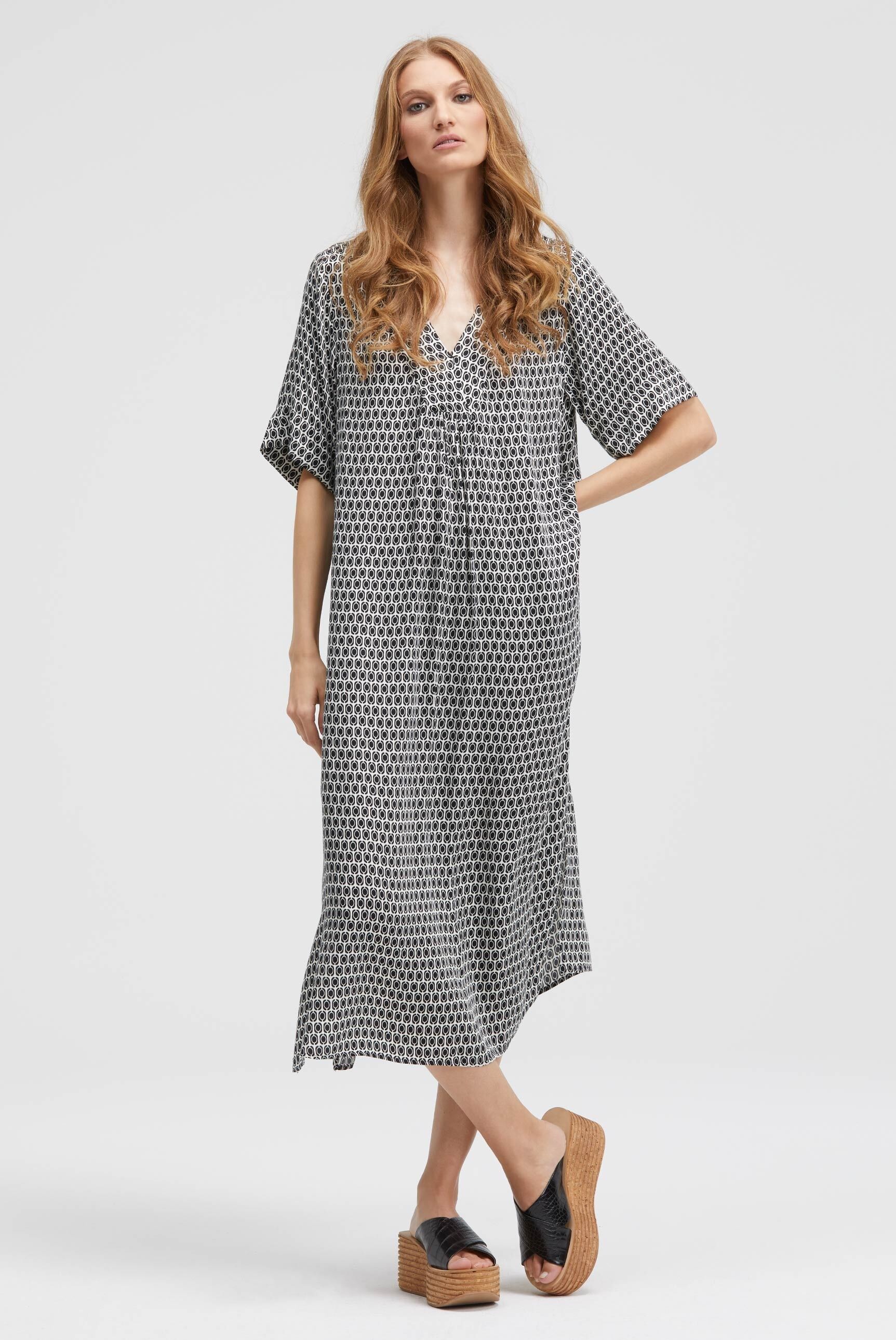 Smith & Soul Sommerkleid, mit Seitenschlitze