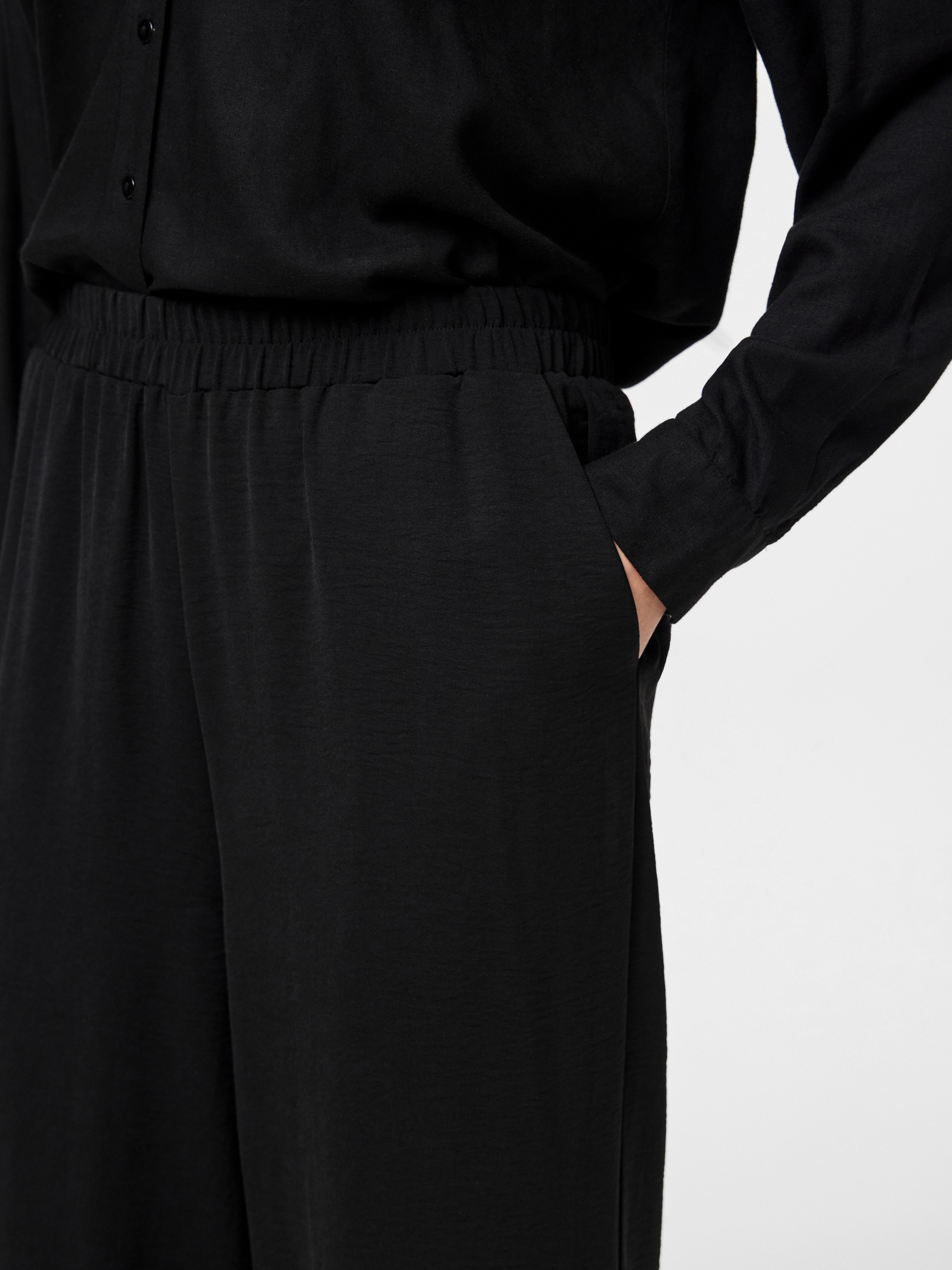pieces Schlupfhose »PCTIFFANY HW WIDE PANTS WVN NOOS BC«, Sommerhose