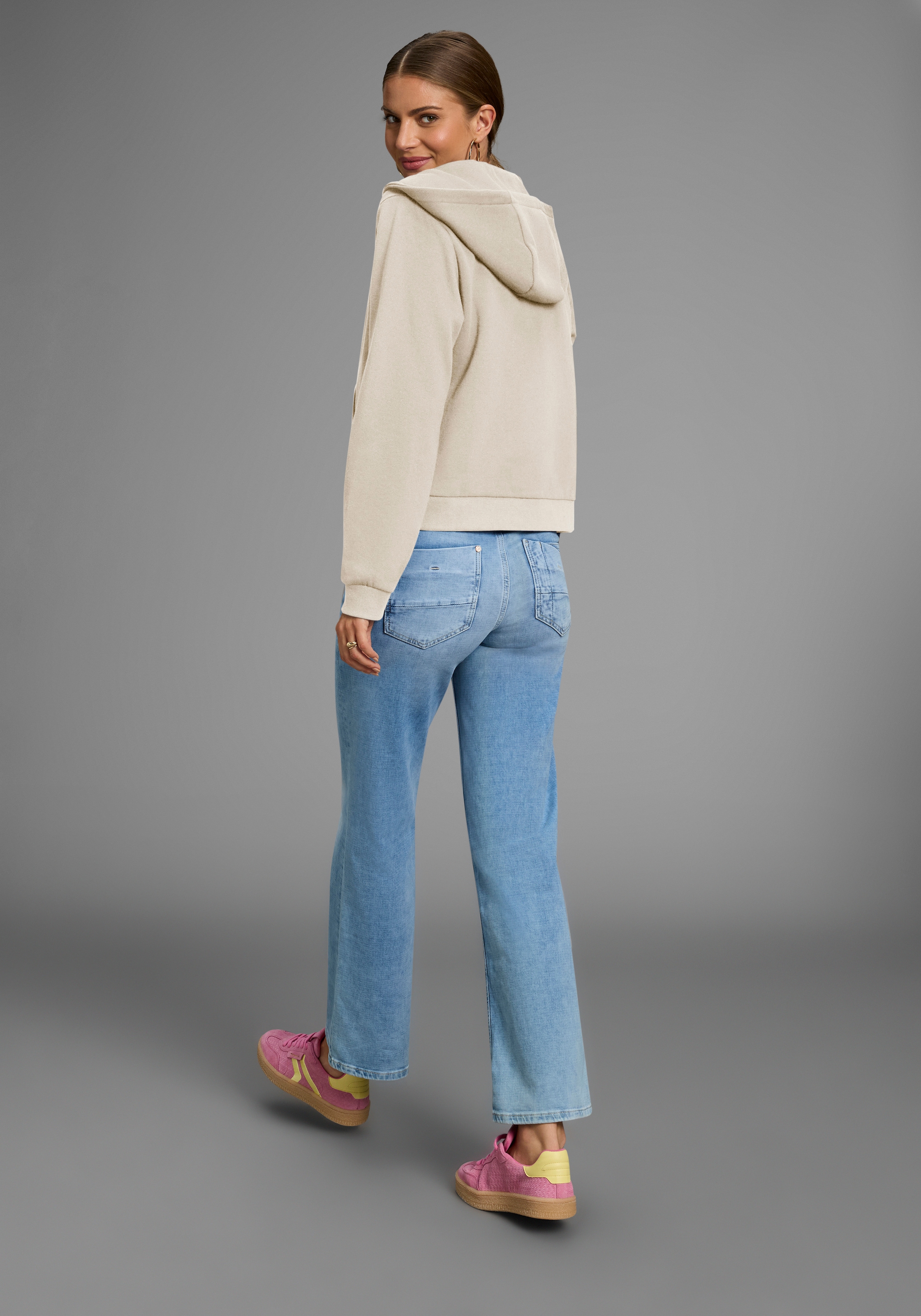 DELMAO Kapuzensweatjacke , mit Reißverschluss, Kapuze & Kängurutasche
