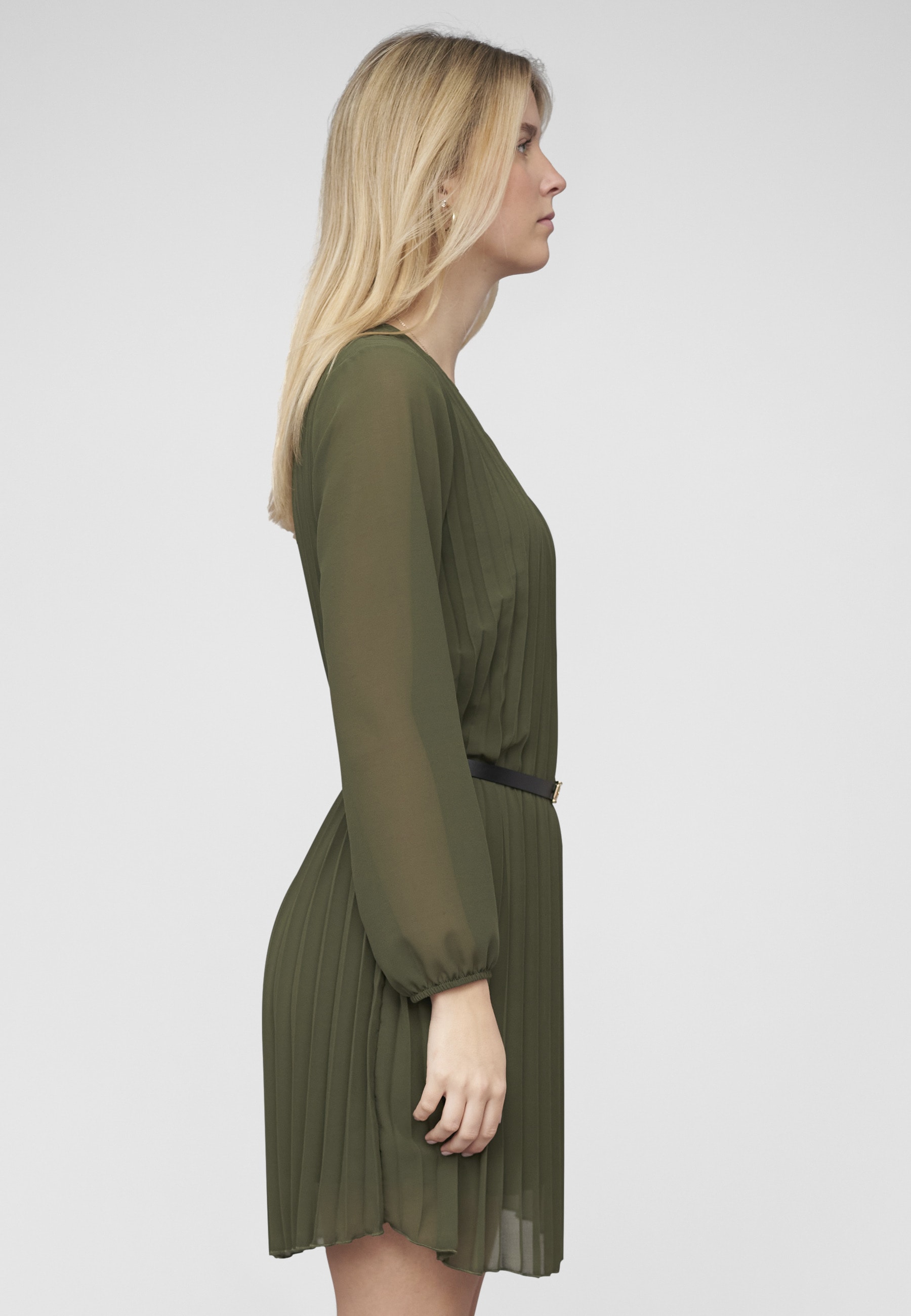 CLOUD 5IVE Shirtkleid »CLOUD 5IVE Cloud 5ive Pleated Dress with belt« 1 Stk. tlg.