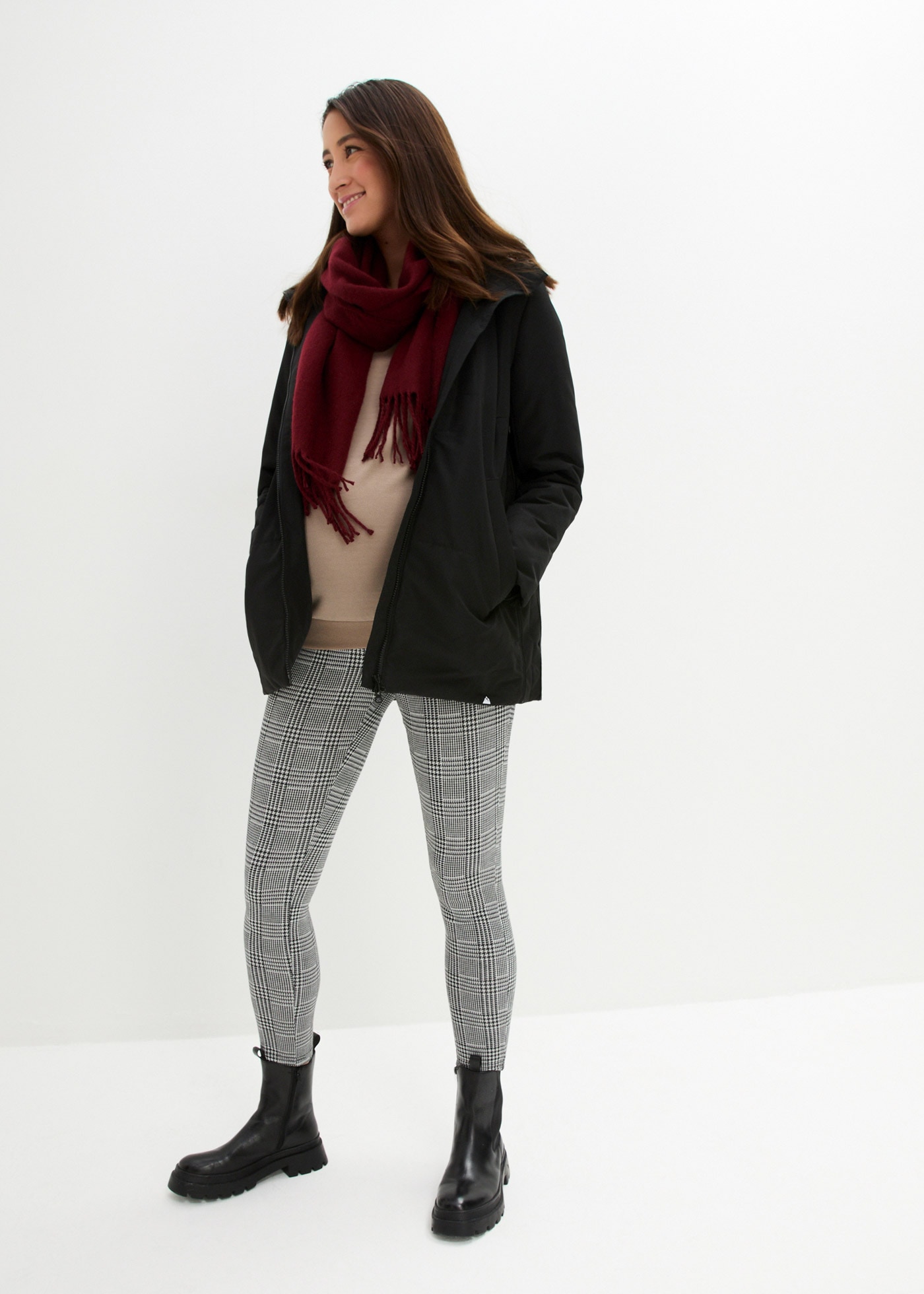 bonprix Umstandsjacke mit Kapuze Wattierte Winterjacke mit 3-in-1 Umstandsfunktion, mit Kapuze