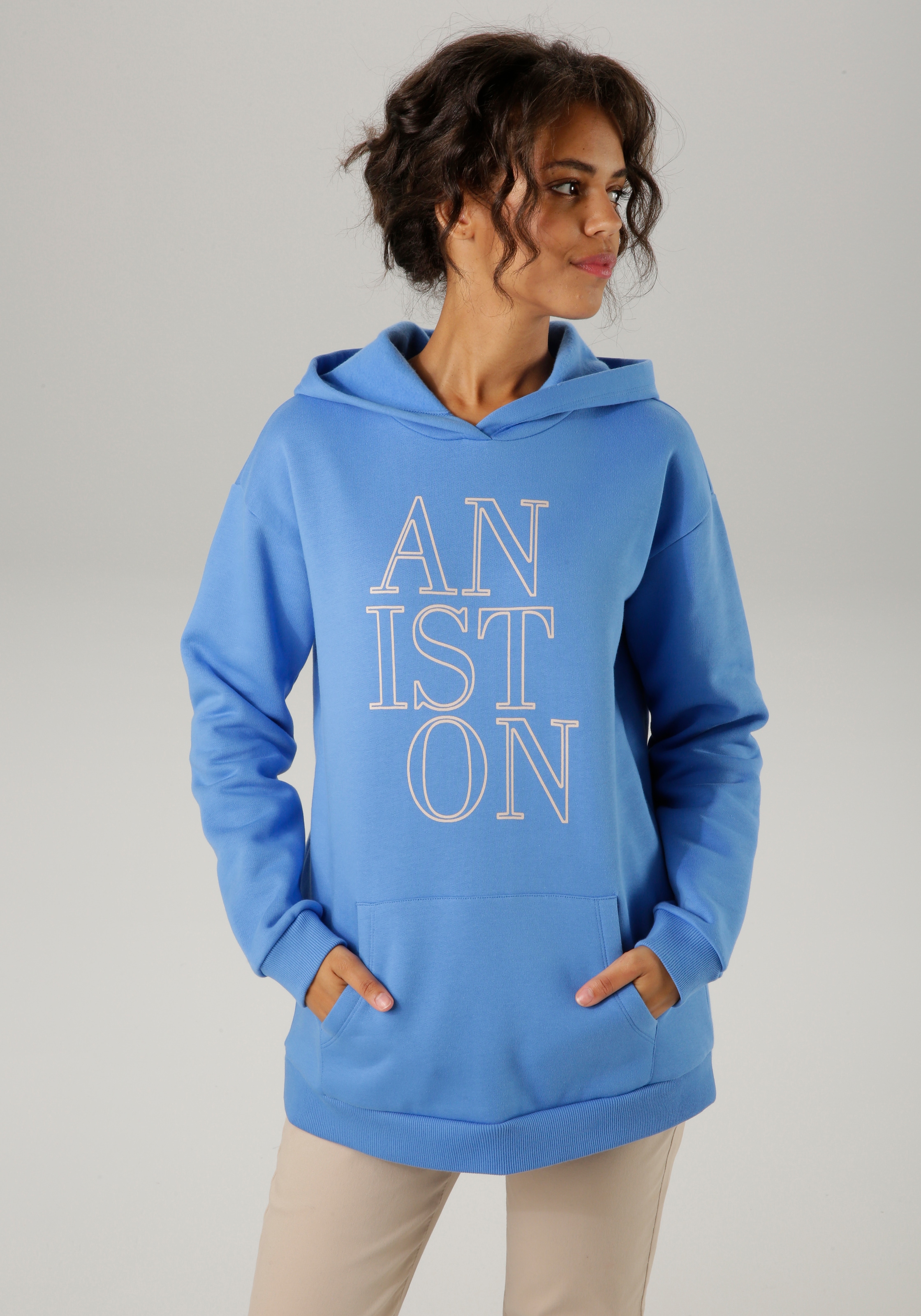 Sweatshirt, mit Kapuze - NEUE KOLLEKTION