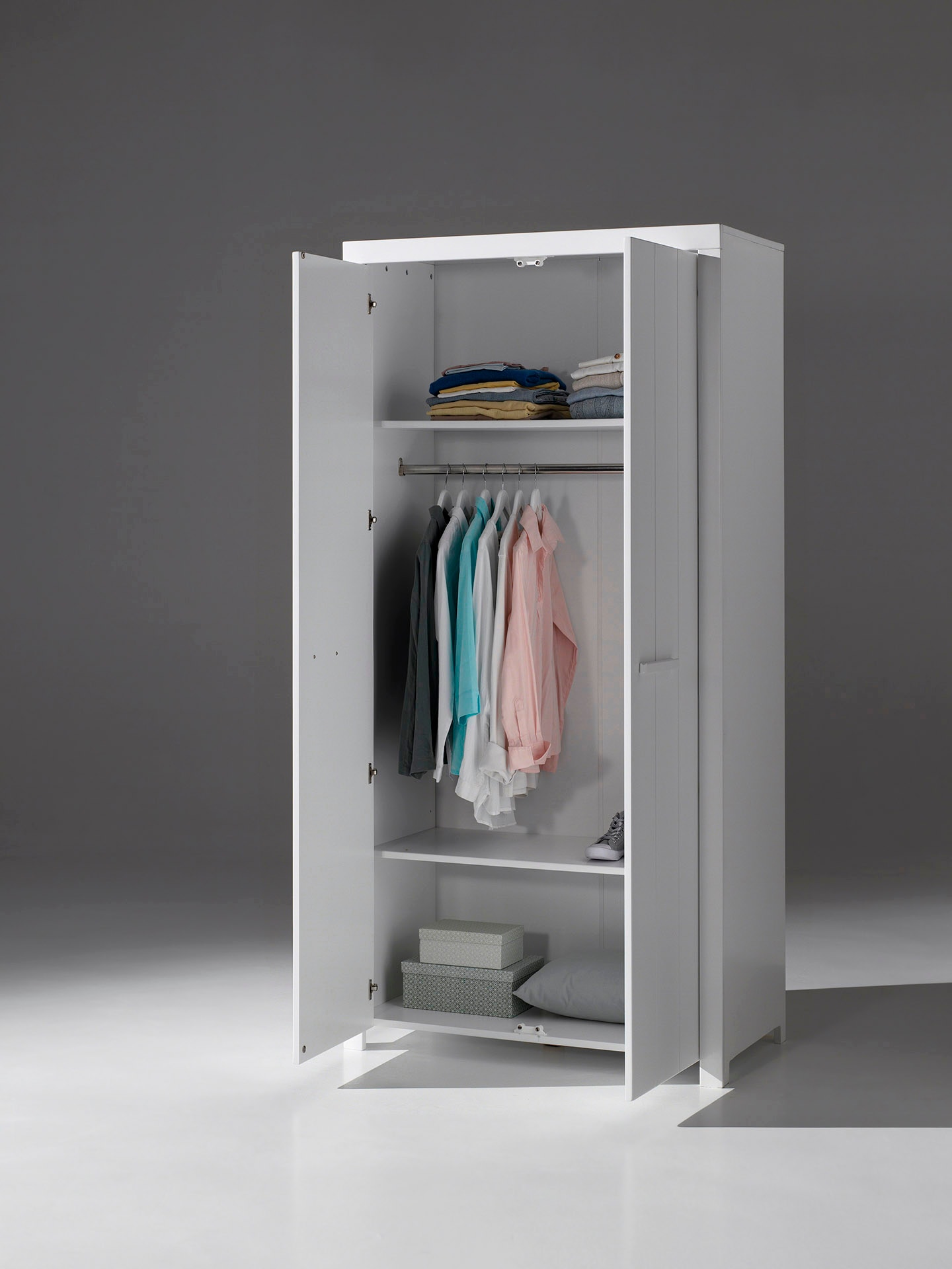 Vipack Kleiderschrank, (Made in Europe), Geräumiger 2-trg. Kleiderschrank in Landhaus Optik, 2 Fächer