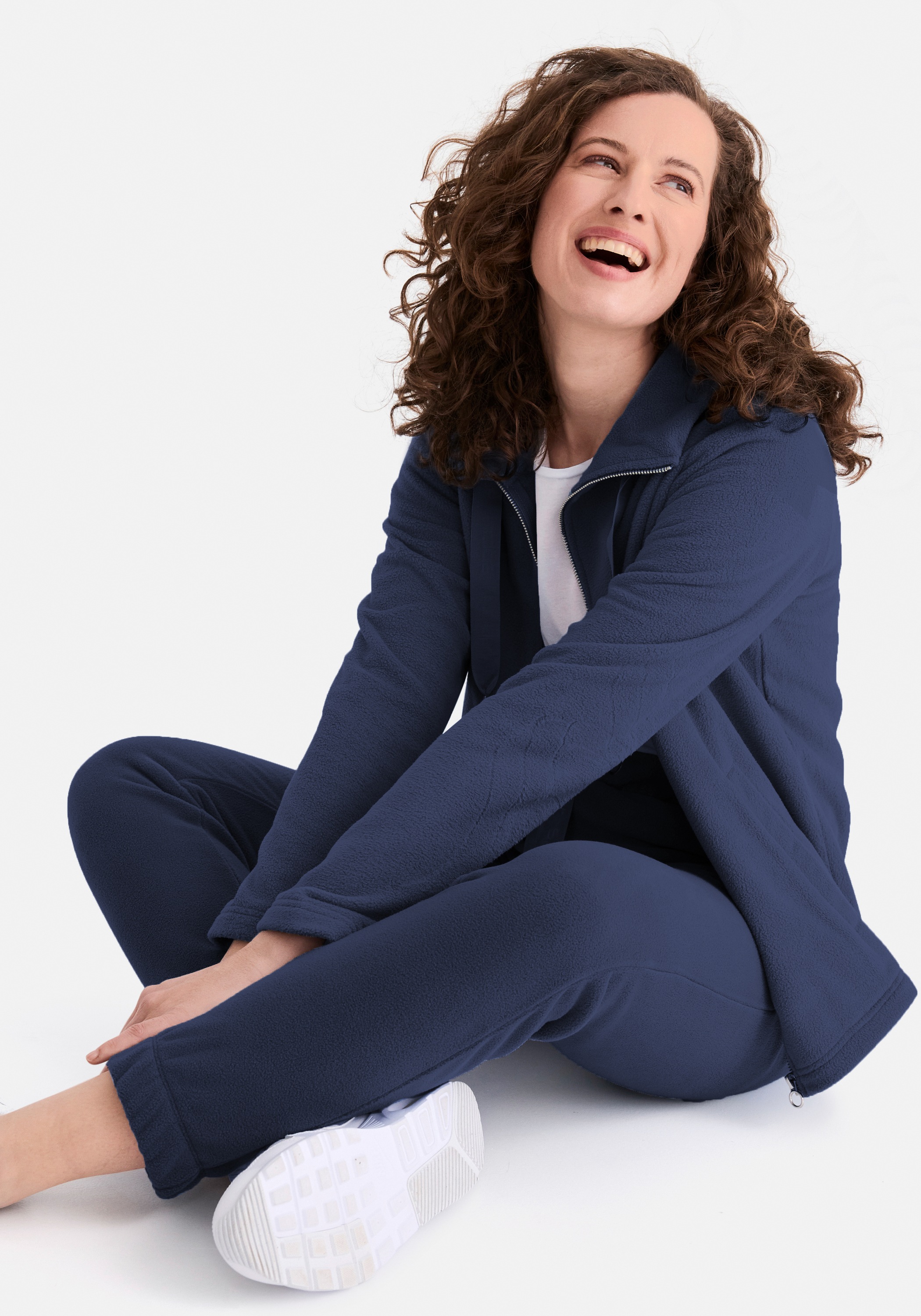 STOOKER WOMEN Sweatjacke »JANE mit Stehkragen Sweatjacke«, Sweatjacke Regular Fit Moderner Casual-Look für Damen