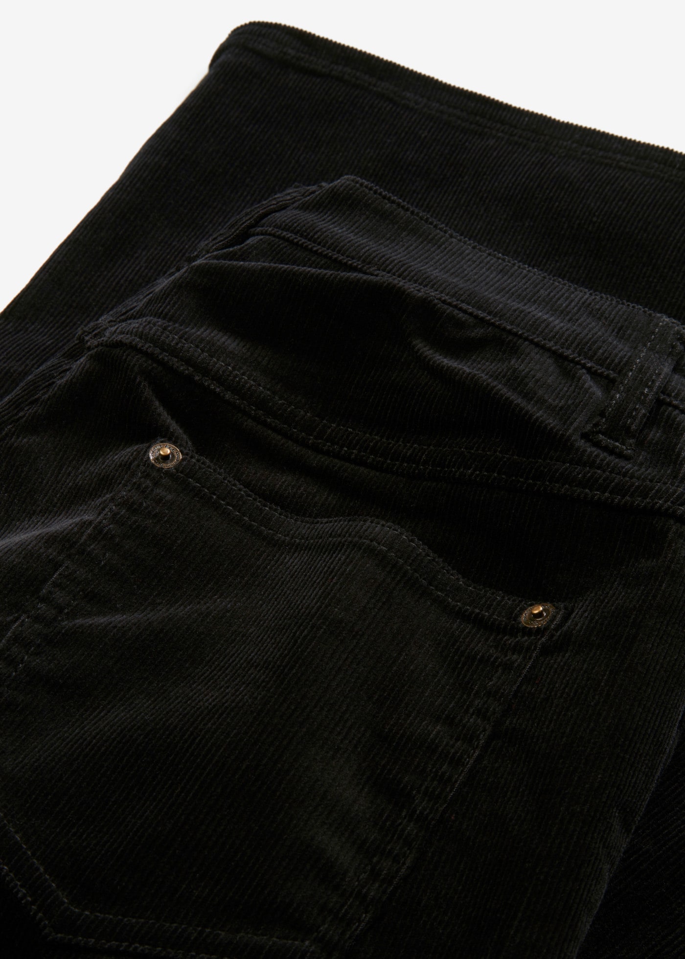bonprix Cordhose  mit ausgestelltem Bein, Loose Fit, in Stretch-Qualität, im Casual-Stil