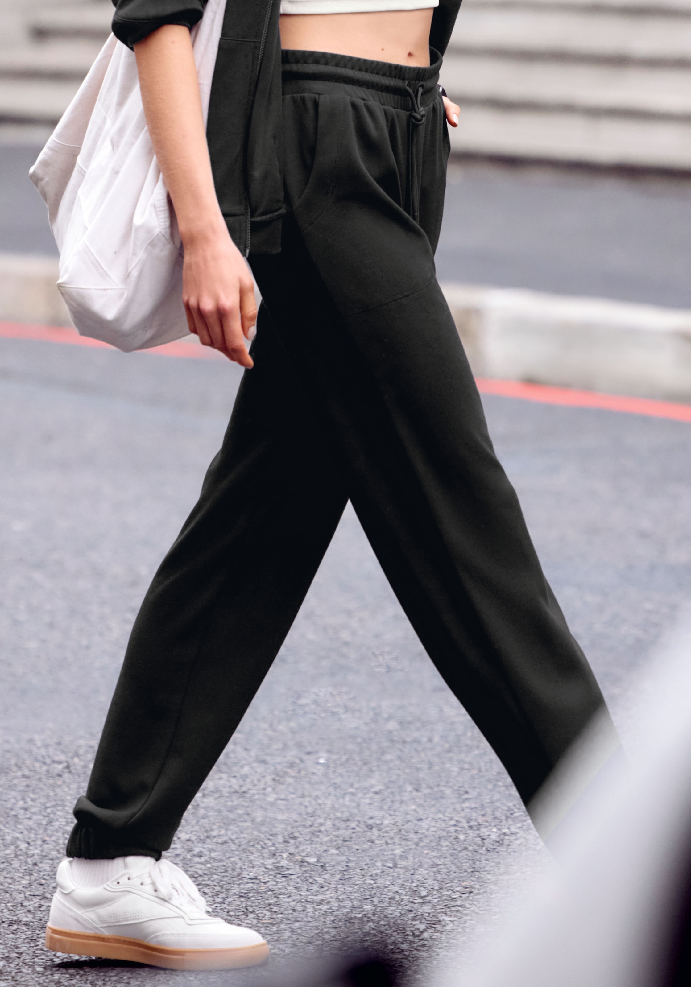 Copenhagen Studios Loungehose, extra softes Material günstig online kaufen