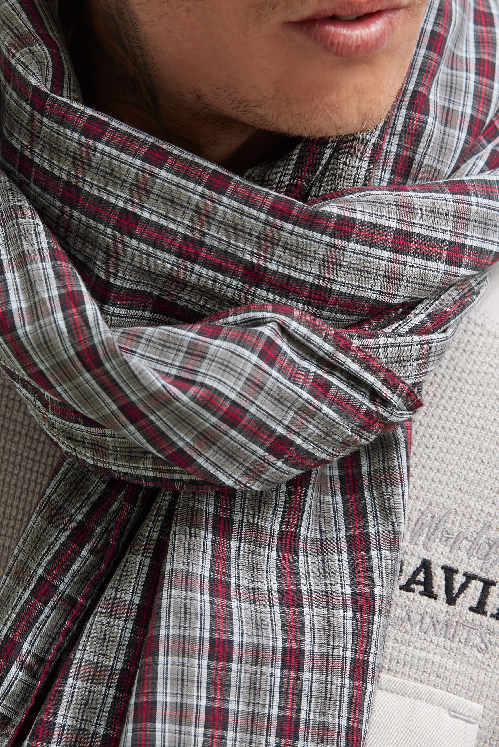 CAMP DAVID Strickschal