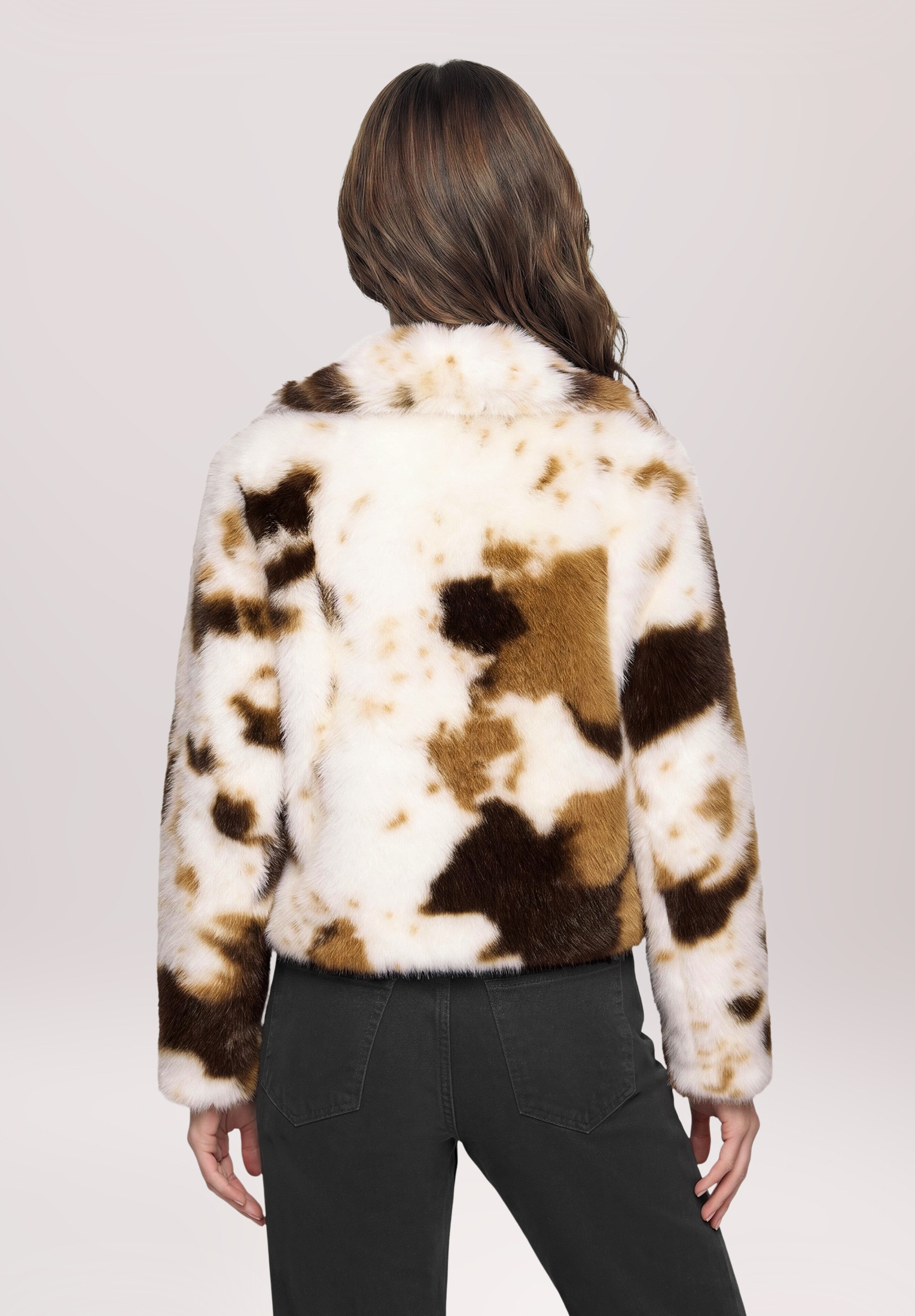 Amber & June Plüschjacke »Damen mit Taschen«