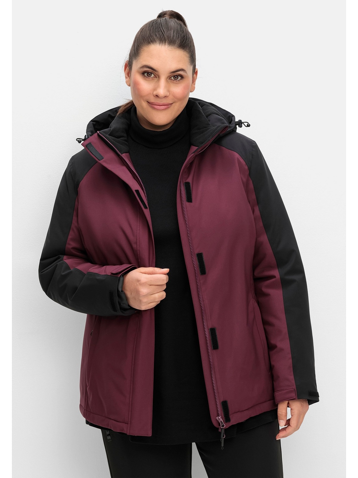 Sheego Outdoorjacke "Große Größen", mit Kapuze, atmungsaktiv, wasser- und w günstig online kaufen