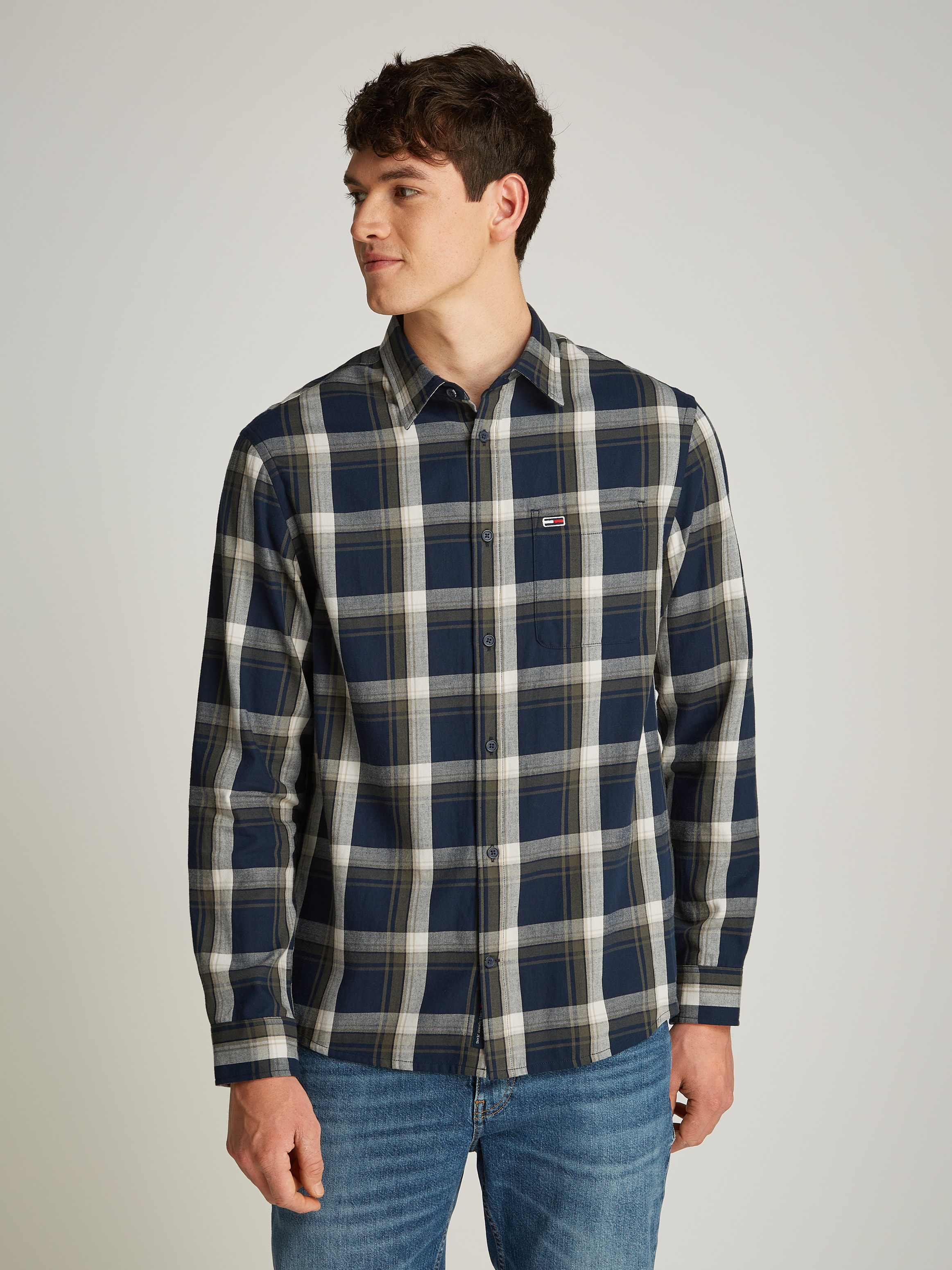 Langarmhemd »TJM REG CHECK FLANNEL SHIRT EXT«, in Großen Größen, Logostickerei,...