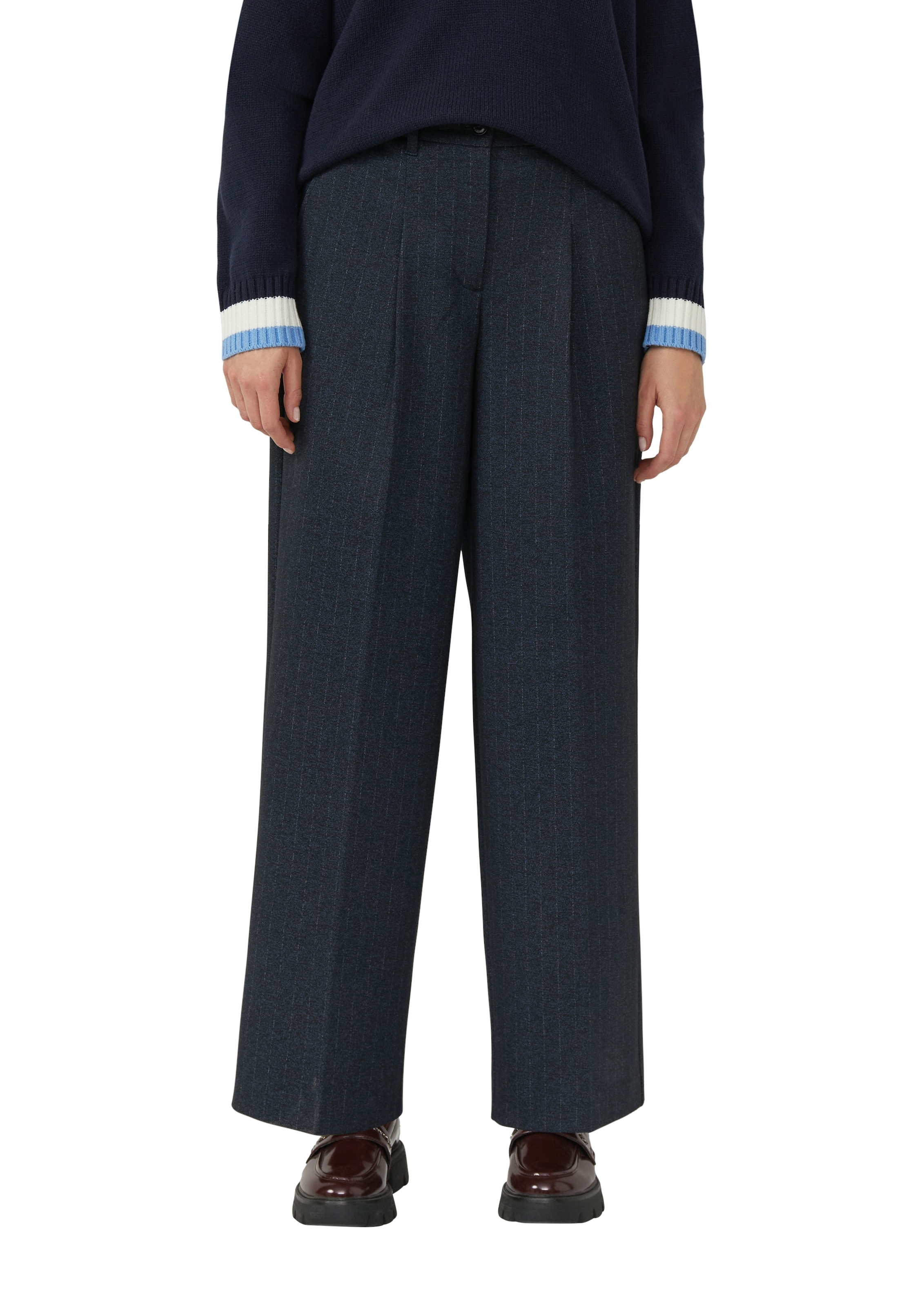 s.Oliver Bundfaltenhose, im Nadelstreifen-Look günstig online kaufen